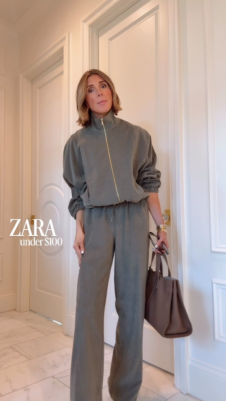 I can’t believe how luxe the matching set from Zara feels! I’m wearing size small in the top and XS in the pants, runs tts.
