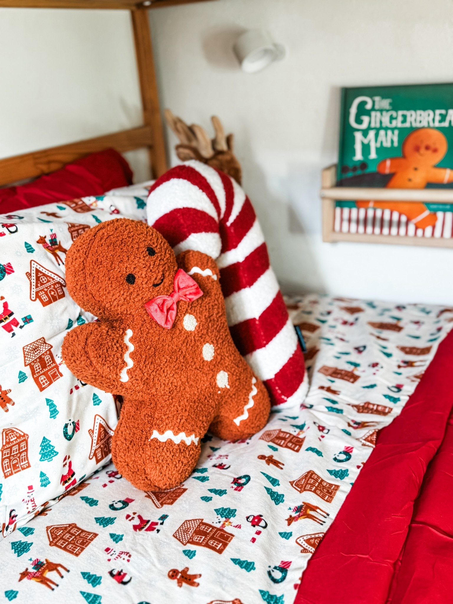 The CUTEST holiday gingerbread bedding 

christmas bedding , kids bedding , kids bedroom , home decor , holiday decor 

#LTKKids #LTKHoliday #LTKHome