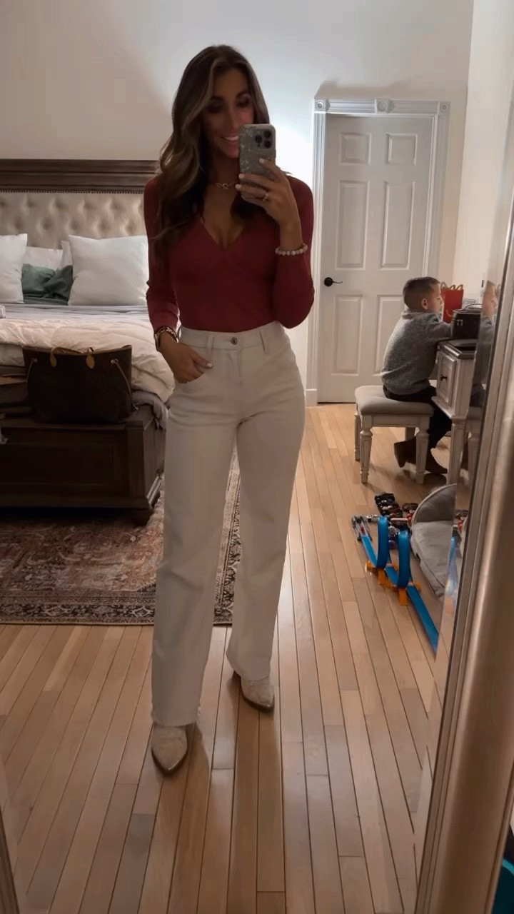 A&F festive 🎄

#LTKSeasonal #LTKGiftGuide #LTKfindsunder100