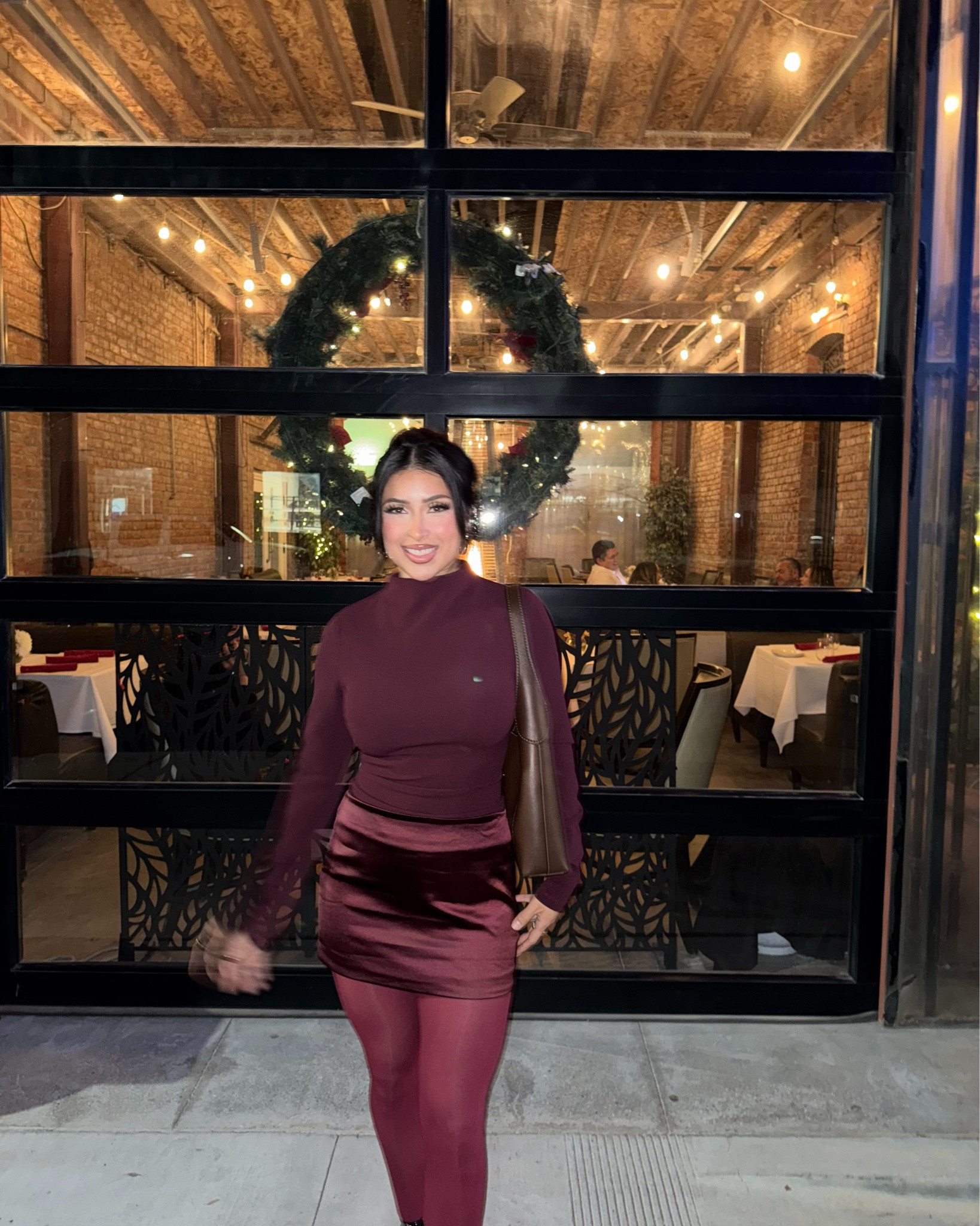 Holiday dress burgundy 

#LTKBeauty #LTKHoliday #LTKgrwm