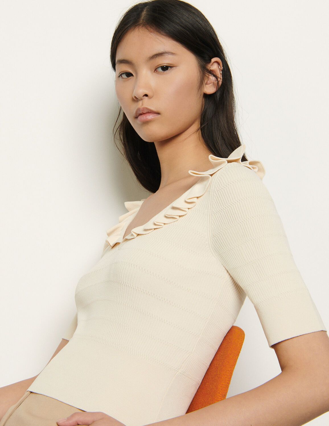 Sweater with ruffles at the neckline | Sandro Paris (US)