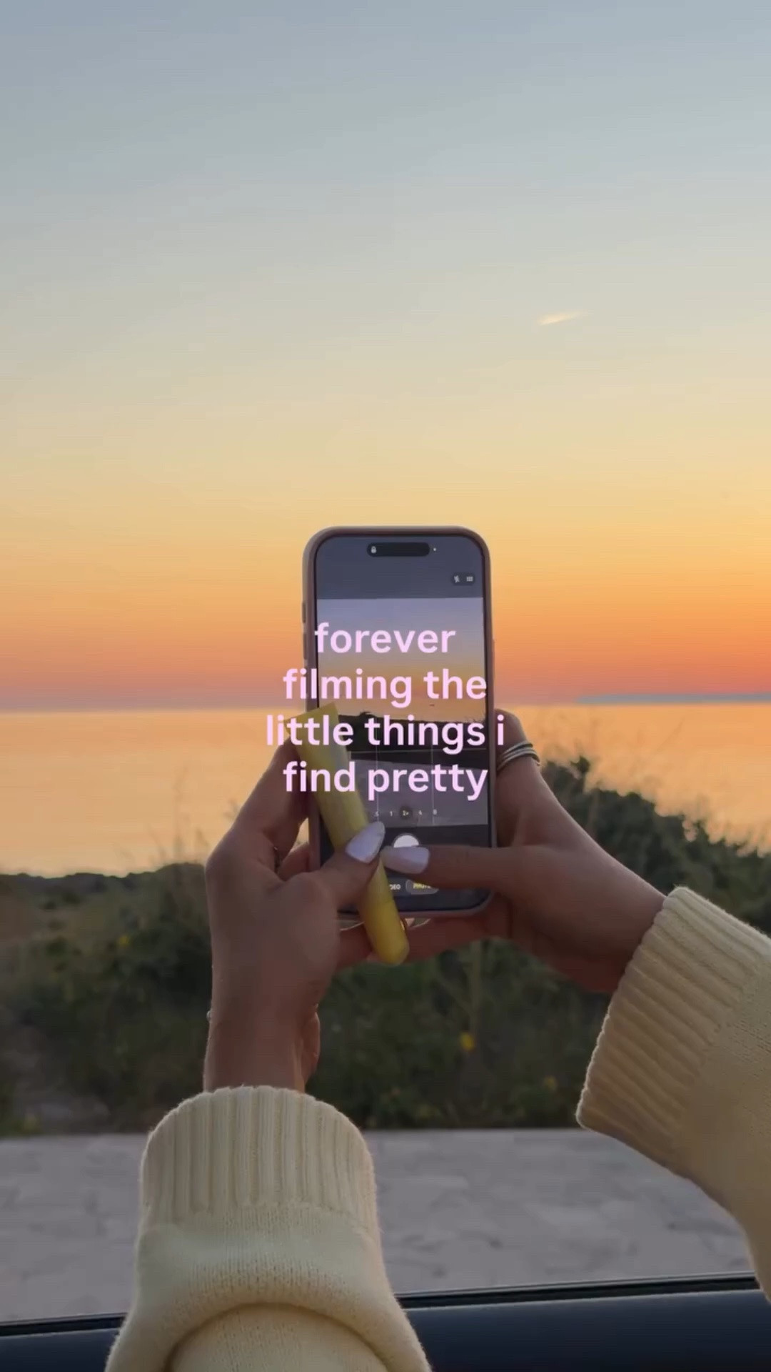 there’s beauty in everything 🩵🫶🏻🌷✨

#romanticizinglife #littlejoys #pinterestgirl #pinterestaesthetic
