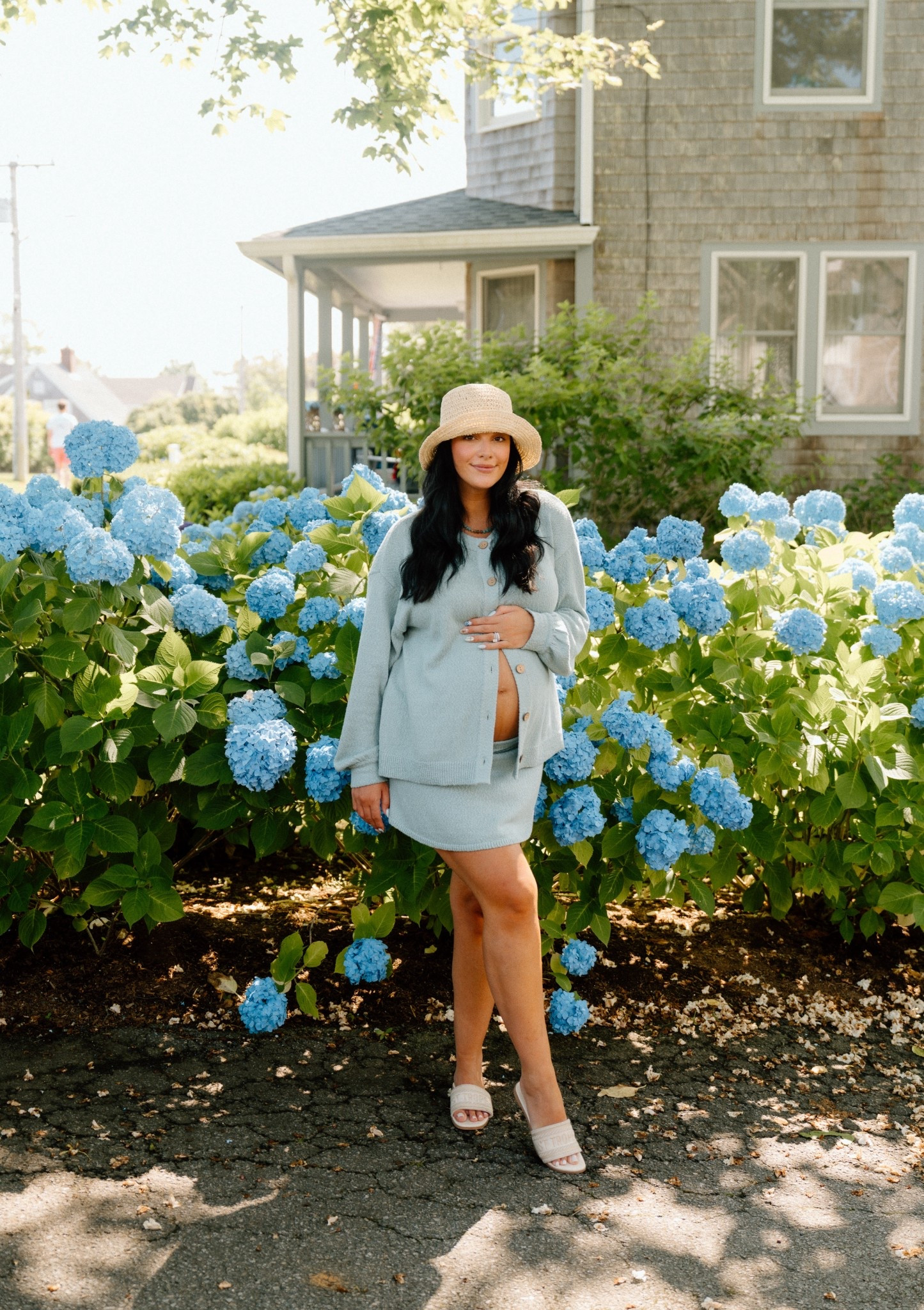 Matching set for baby boy maternity photos 