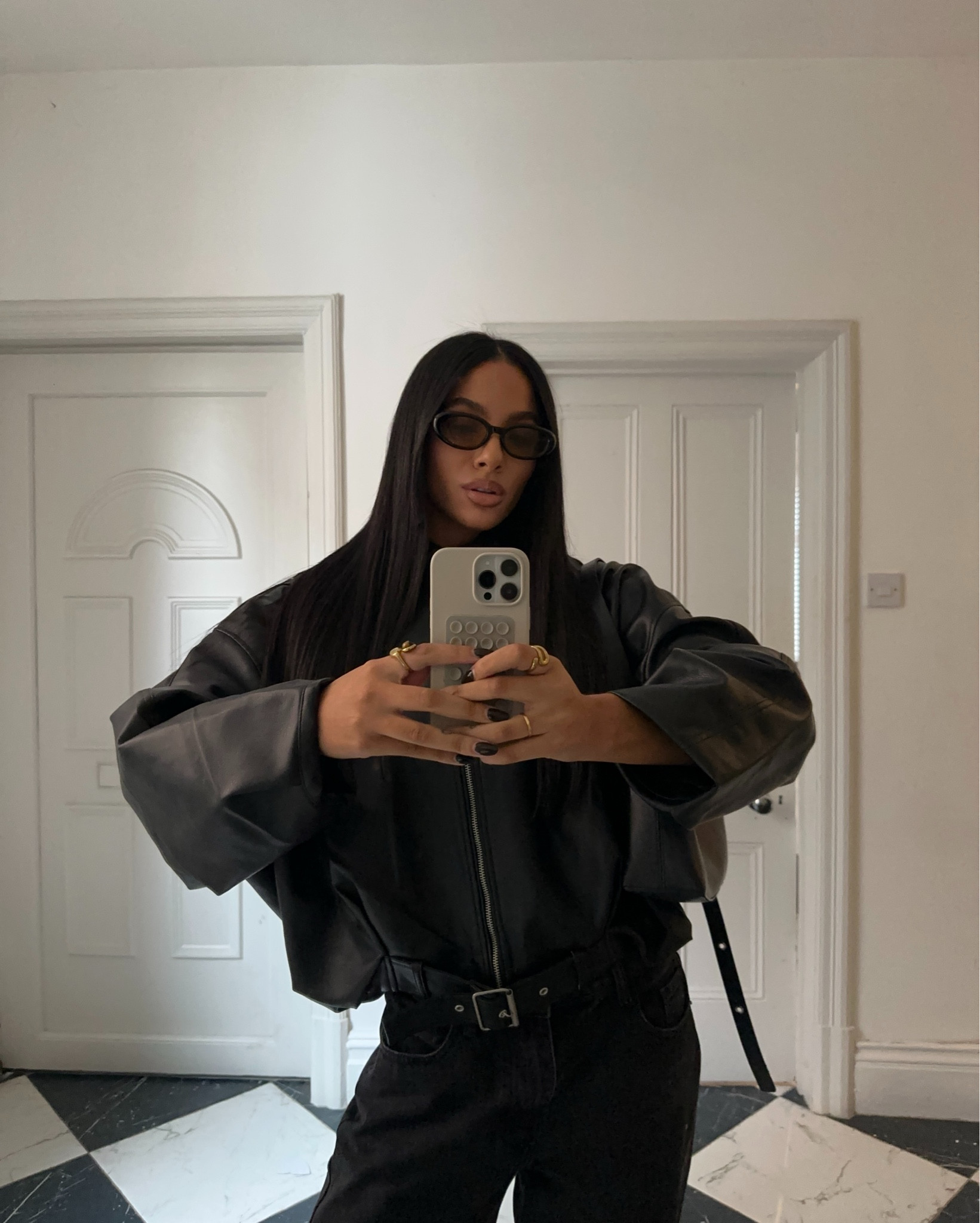 🏷️ leather bomber jacket, leather look jacket, oversized leather jacket, black mom jeans, black chunky loafers, pull and bear, H&M, all black look 

#LTKuk #LTKautumn #LTKeurope
