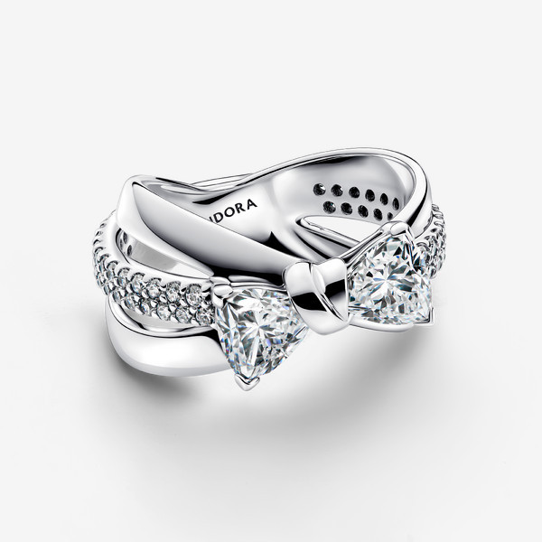Pandora Sparkling Bow Crossover Ring | Pandora US