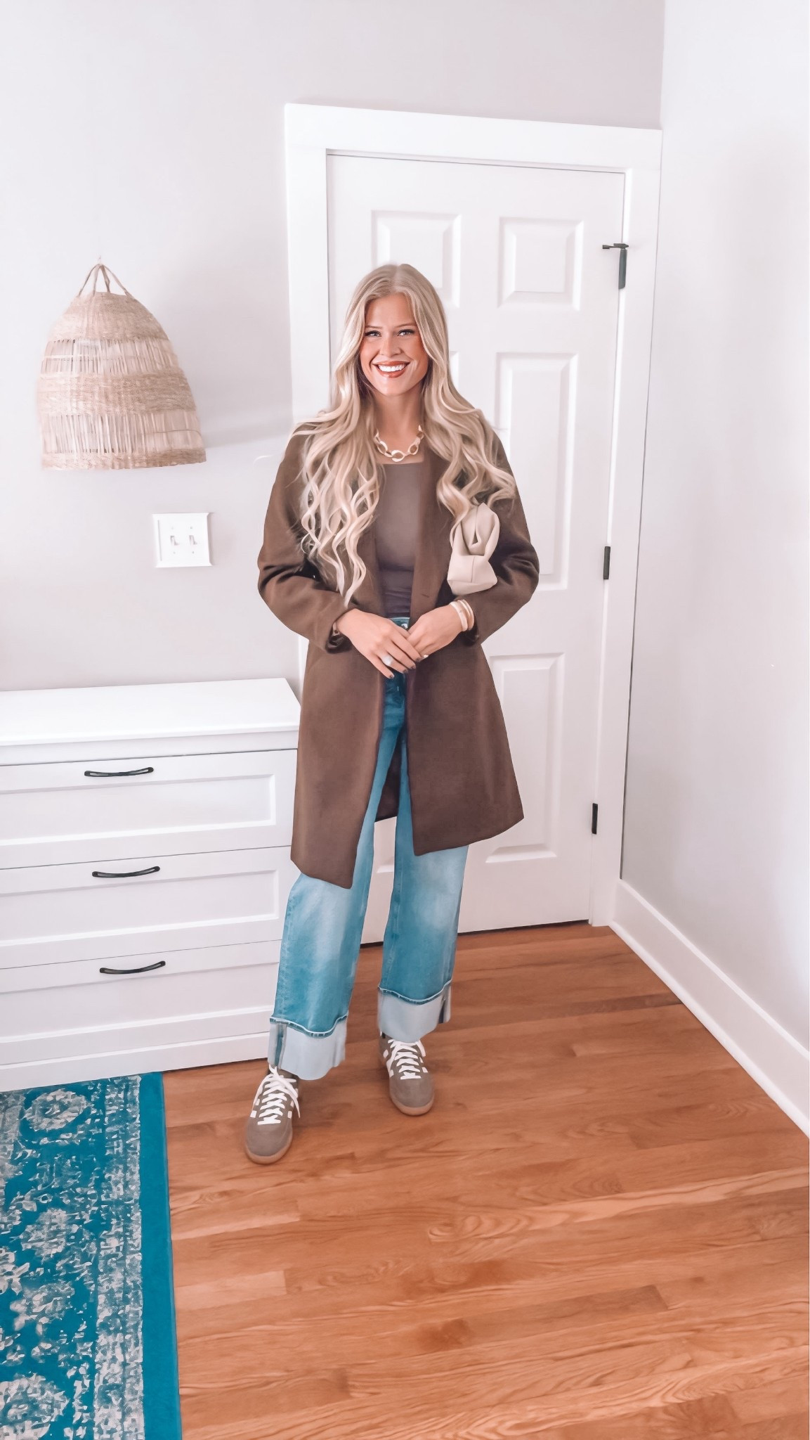 The color of the season… chocolate brown 🤎 This pea coat is the perfect addition to your winter wardrobe - I own it in several colors but of course had to get the chocolate brown!

Wearing size small in the coat, medium in the top, and size 0 in the jeans! 

#amazondeals #amazonmusthave #momstyle #winterstyle #winterfashion 

#LTKCyberWeek #LTKGiftGuide #LTKHoliday