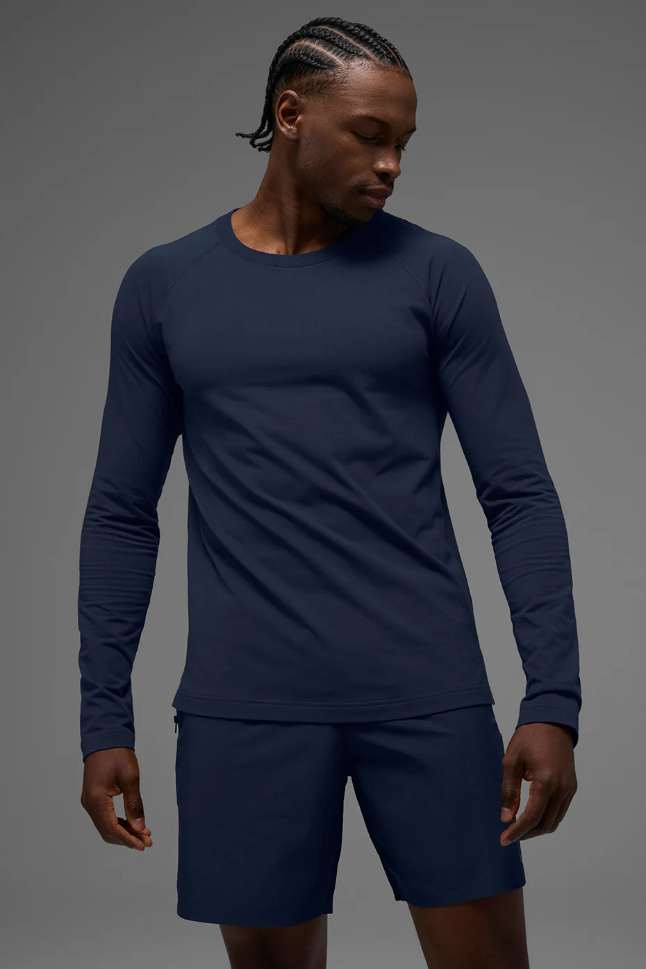 ALO Vapor Crewneck Long Sleeve Top in Navy Blue, Size: XL | Alo Yoga