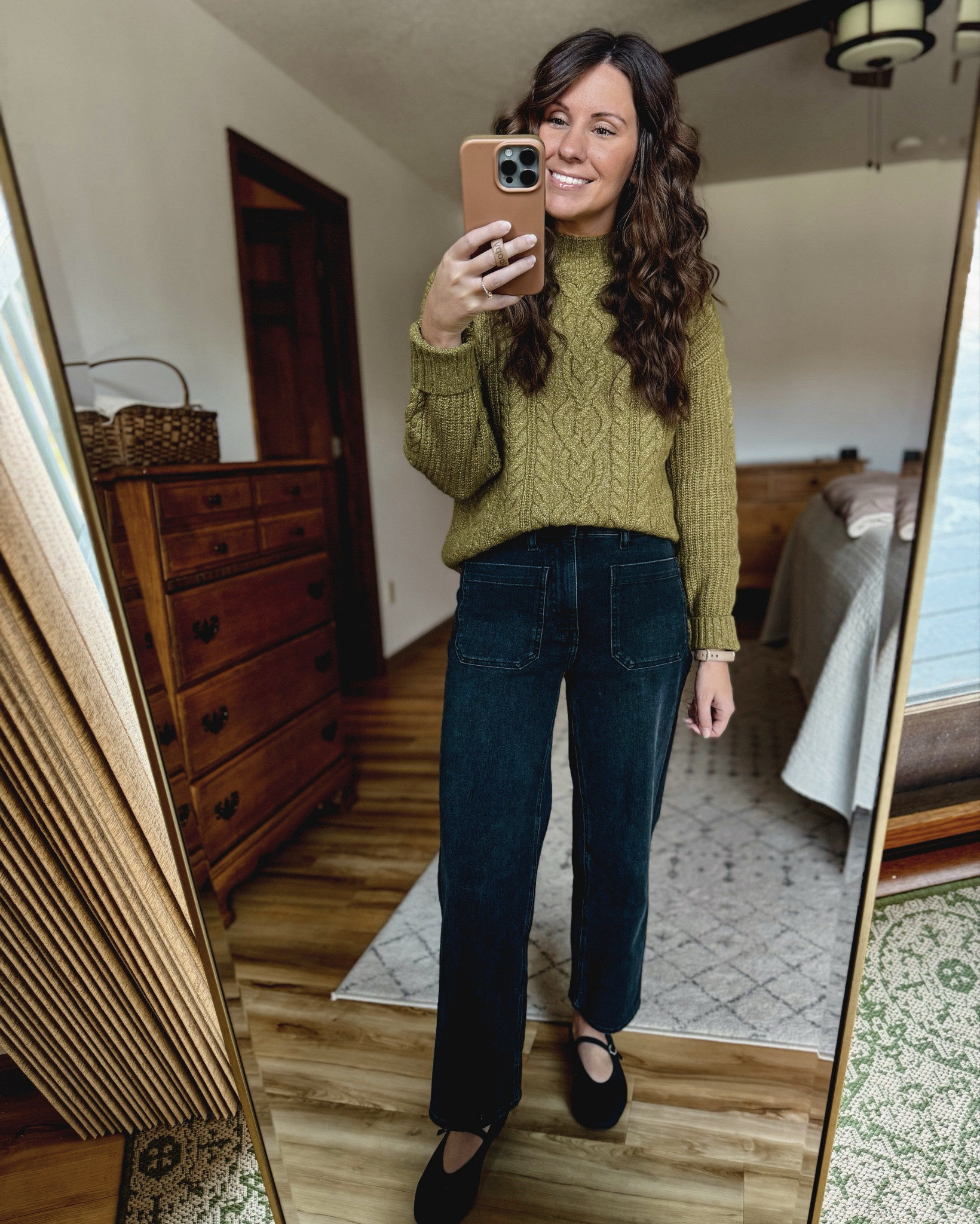 Wearing size small in my tee, xs in my sweater, 24 in the 26” inseam in these jeans (so comfy!) and size 7 in my Mary-Jane flats! 🖤



#LTKPetite #LTKootd #LTKFindsUnder100