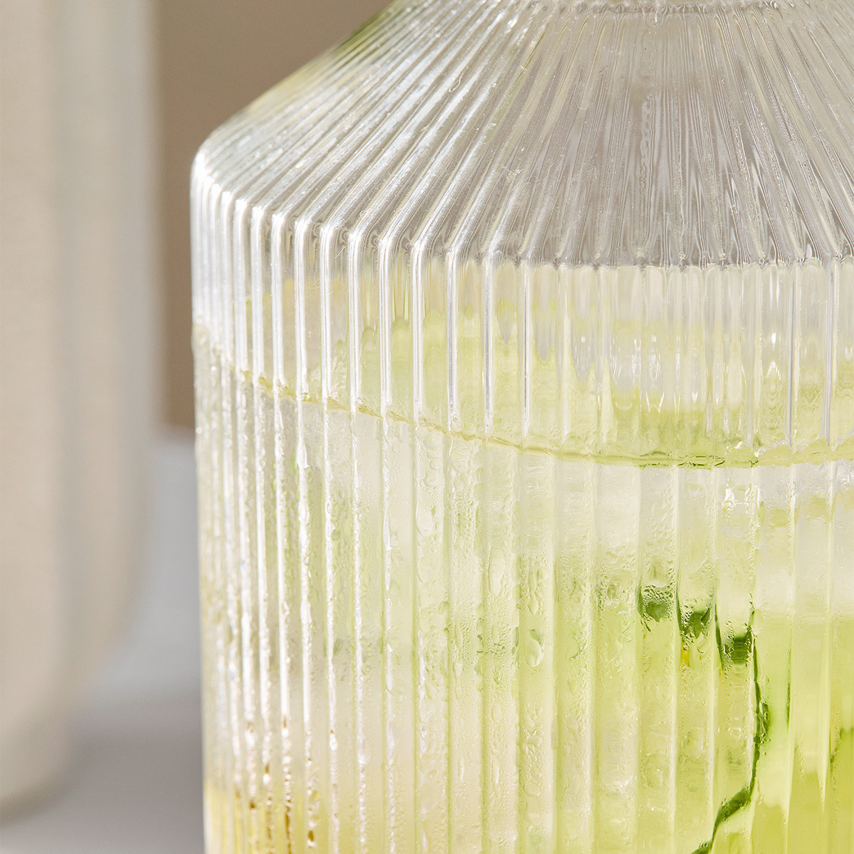 Mila Ribbed Crystal Glass Carafe [MUSLMILAGL21E] | Pillow Talk AU