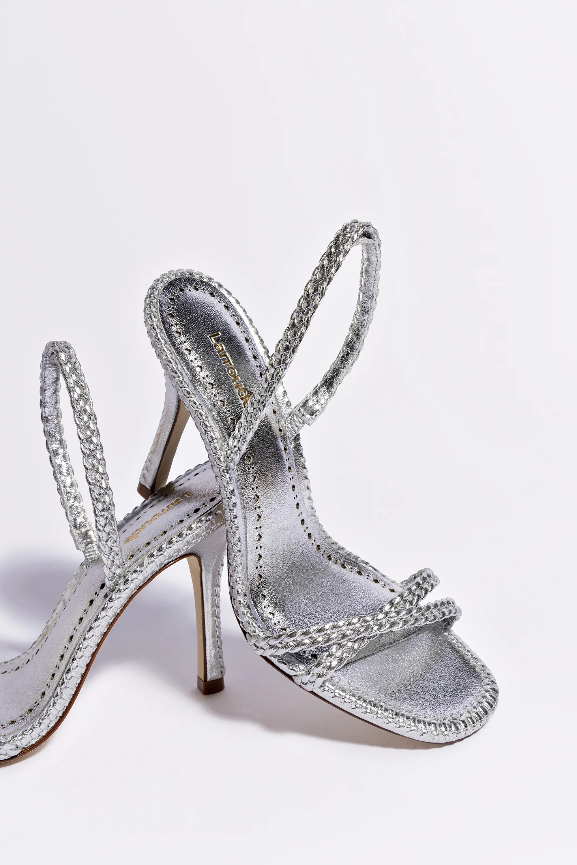 Annie Sandal In Silver Metallic Leather | Larroude