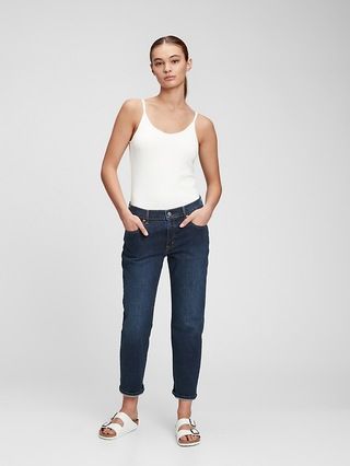 Mid Rise Girlfriend Jeans with Washwell™ | Gap (US)