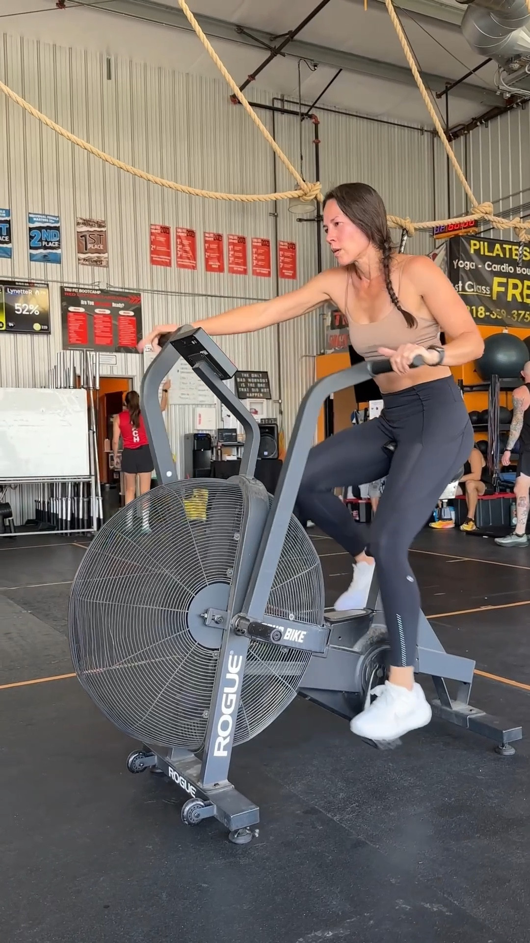 The Assault bike — humbling, relentless, and always worth it. 🔥
 It’s not supposed to be easy. Every push, every pedal builds strength, endurance, and mental toughness. Hard work pays off — always. 💪

Wearing my Vuori Halo Essential Bra, Lululemon Fast and Free Leggings, and Nike Pegasus Running Shoes — tracked on my Apple Watch because effort matters.

Strong. Focused. Unstoppable. ⚡️

#AssaultBike #HyroxTraining #CardioWorkout #FunctionalFitness #WomenWhoTrain #HardWorkPaysOff #FitOver40 #LTKfit #LTKActivewear #Vuori #Lululemon #NikePegasus #AppleWatchFitness #EnduranceTraining #GritAndGrace #LevelUpWithCatBradshaw


#LTKOver40 #LTKStyleTip #LTKActive
