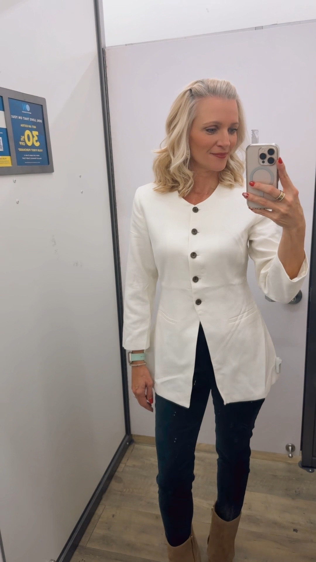 Long white Blazer / velvet slim jeans color pine/ work attire / casual with jeans / smart sophisticated look/ versatile/elegant/chic/for her

#LTKHoliday #LTKootd #LTKWorkwear