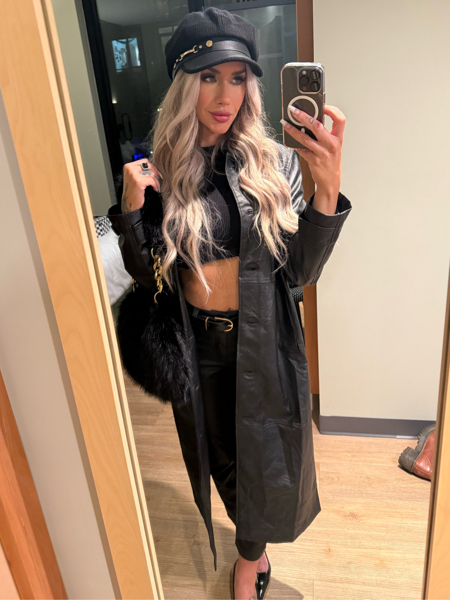 Cannot go wrong with an all black leather number, fail proof

#LTKTravel #LTKU #LTKSeasonal