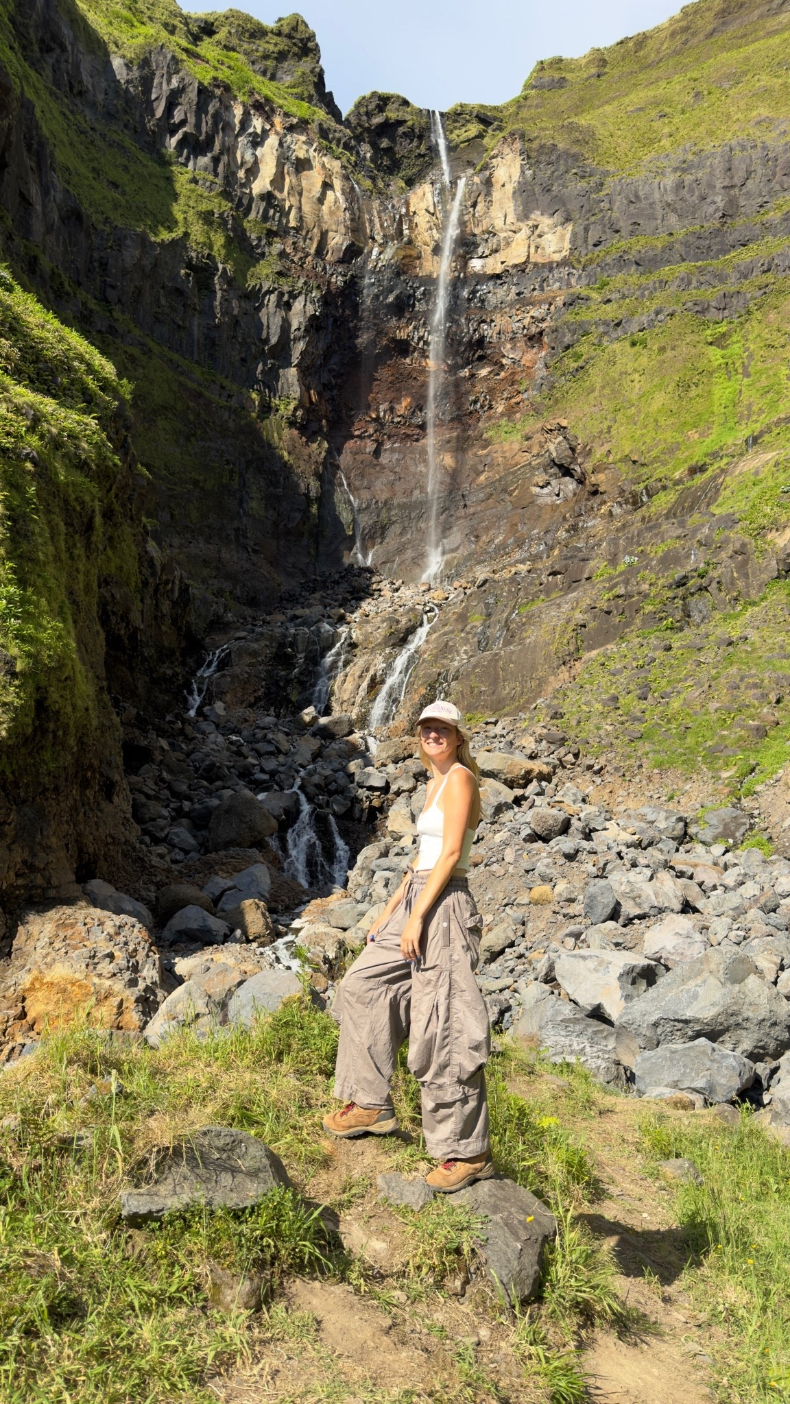 Scroll to shop my Hiking OOTD from the Azores 🥾💦

#LTKootd #LTKActive #LTKTravel