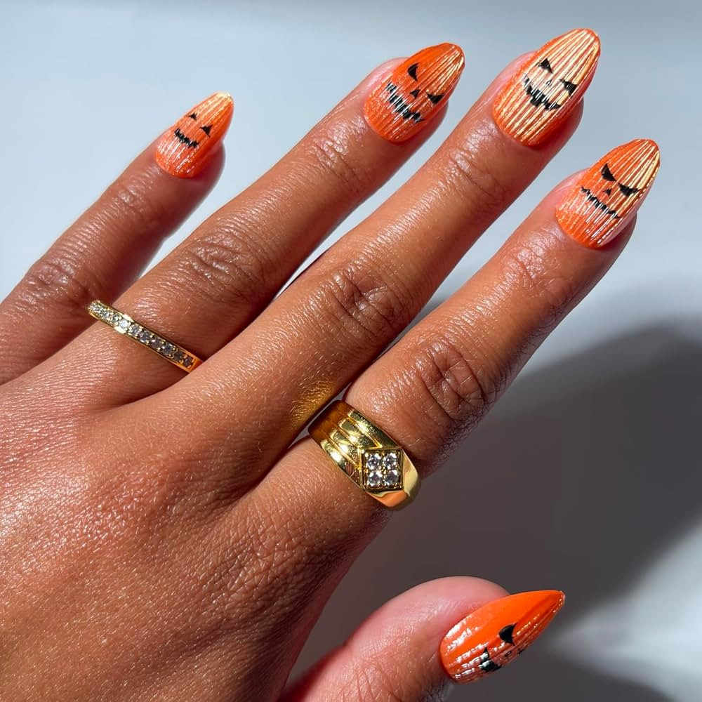 Glamnetic Halloween Press On Nails, Short Almond Cat-Eye, Carving Contest | Amazon (US)
