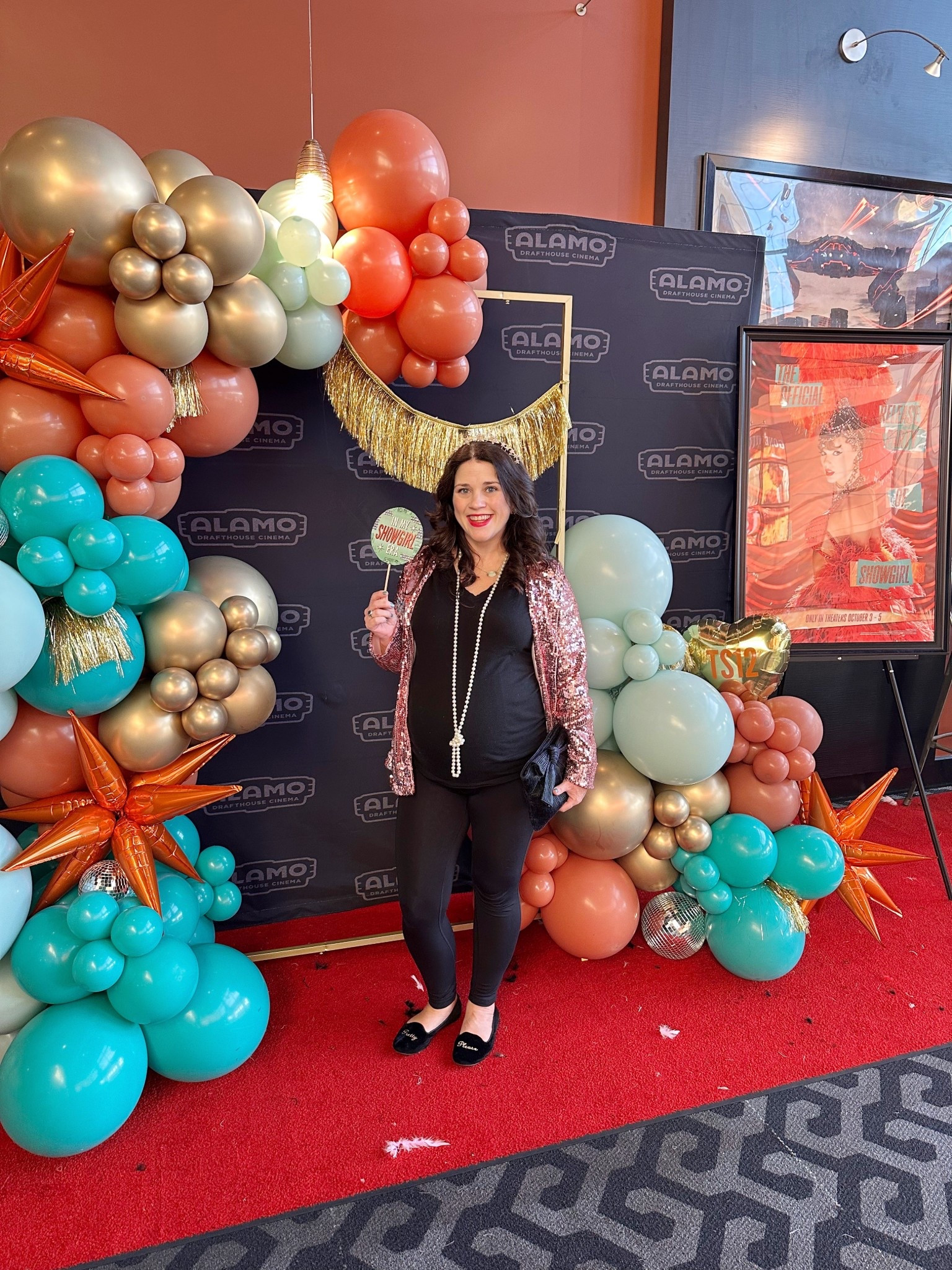 “Sequins are forever.” ✨✨✨
Over one week later and I’m still obsessing over this album…and this showgirl look! 💁🏻‍♀️💖 I love dressing all sparkly just for the fun of it—I bought this sequined blazer almost two years ago and it has gotten a lot of mileage! Love that I was able to make it work with this bump! 🤰🏻 

#LTKBump #LTKStyleTip #LTKFindsUnder50