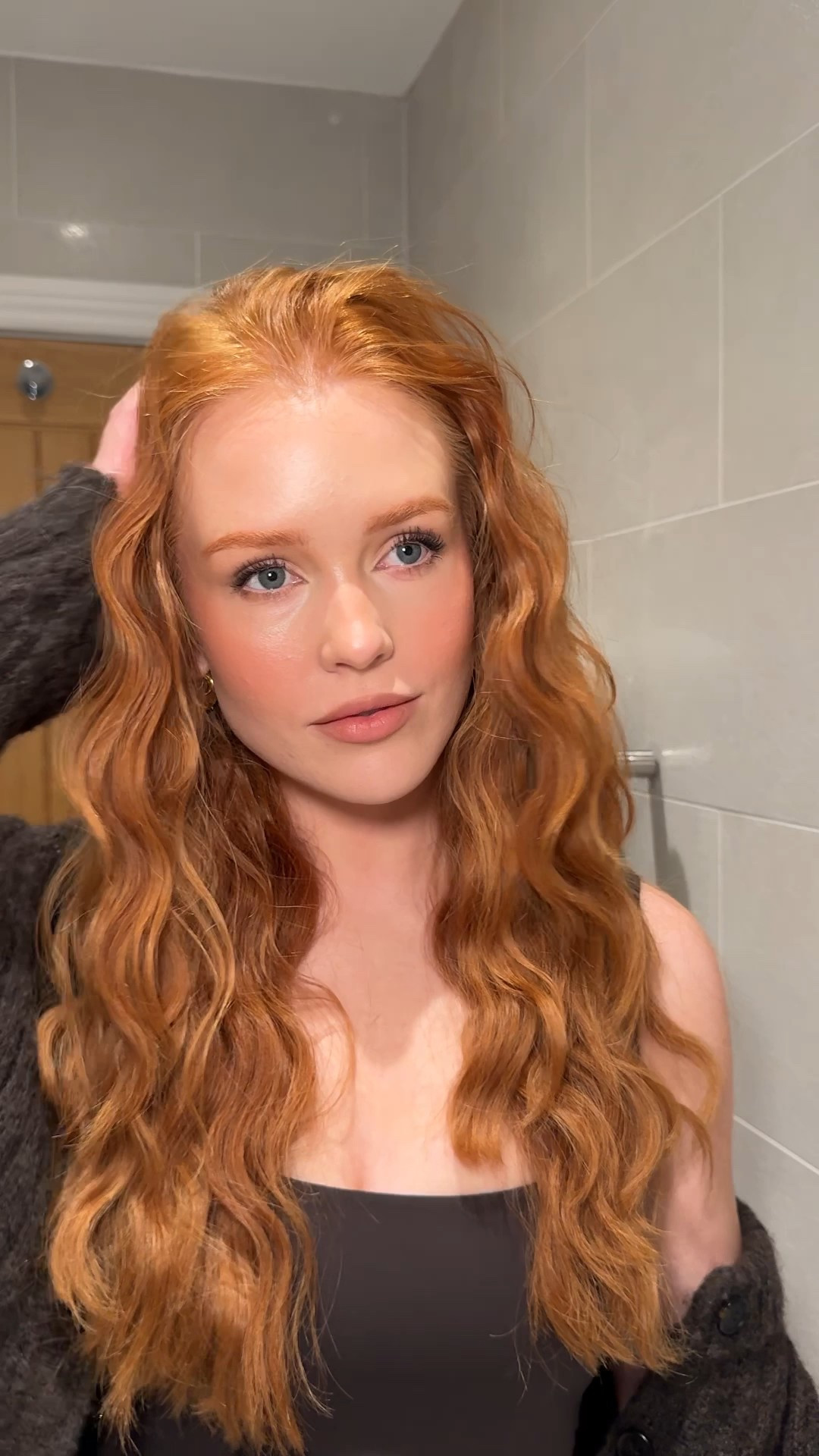 Details:
@Tatcha dewy skin mist 
Saie glowy supergel 
@Diorbeauty backstage foundation in 2N
@Kosas revealer concealer in 0.7C
@Saie bronzer
@Huda Beauty watermelon pop blush 
@MaybellineUK superstay Teddy tint in Current Mood

#paleskinmakeup #fairskin #fairskinmakeup 