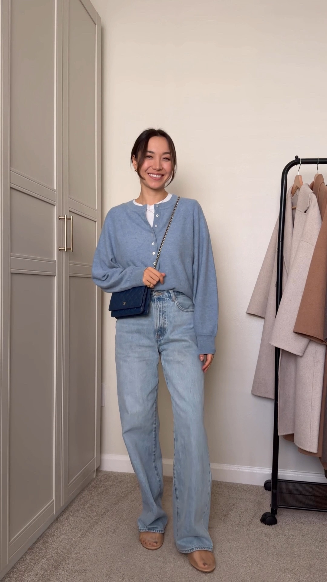 Simple & comfy spring outfit styling blues 💙

Quince cashmere Henley small 
Aritzia Farrah jeans here comes the sun bl 
Dolce vita mesh mules 
Chanel from vivrelle - use code JASMINERICKS for your first month free 

#LTKootd