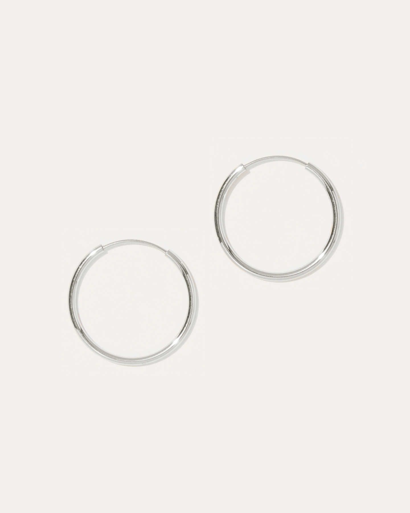 14k Gold Everyday 18mm Hoop Earrings | Quince | Quince