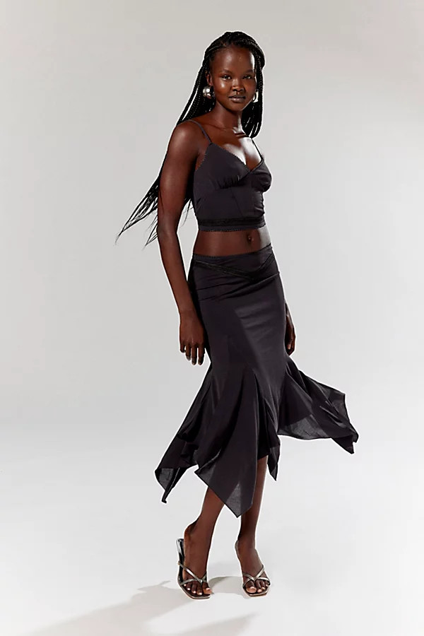 Silence + Noise Belluci Cami & Midi Skirt Set | Urban Outfitters (US and RoW)
