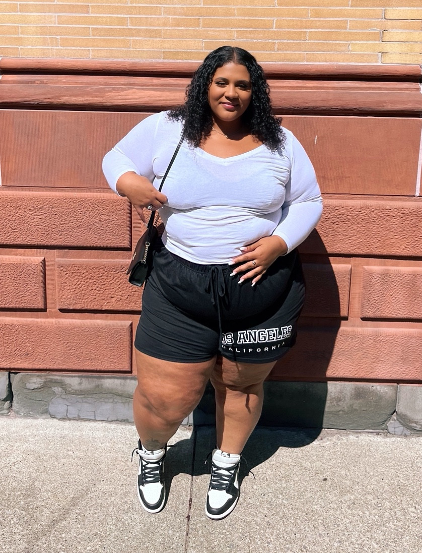 Show Them Legs Baby🦵🏾🦵🏾🦵🏾