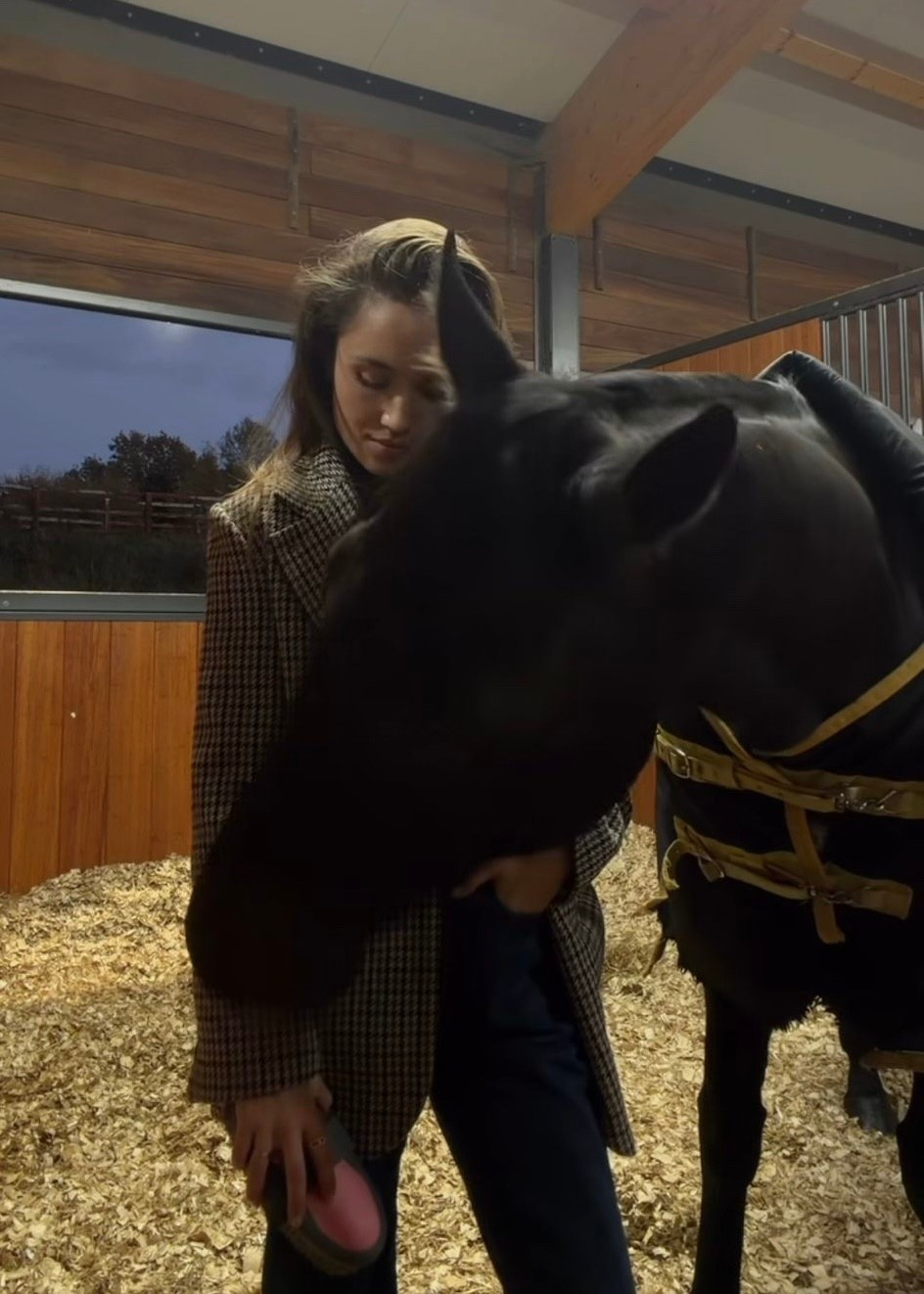 Back to the stables🤎 wearing an old blazer by H&M 

#LTKautumn