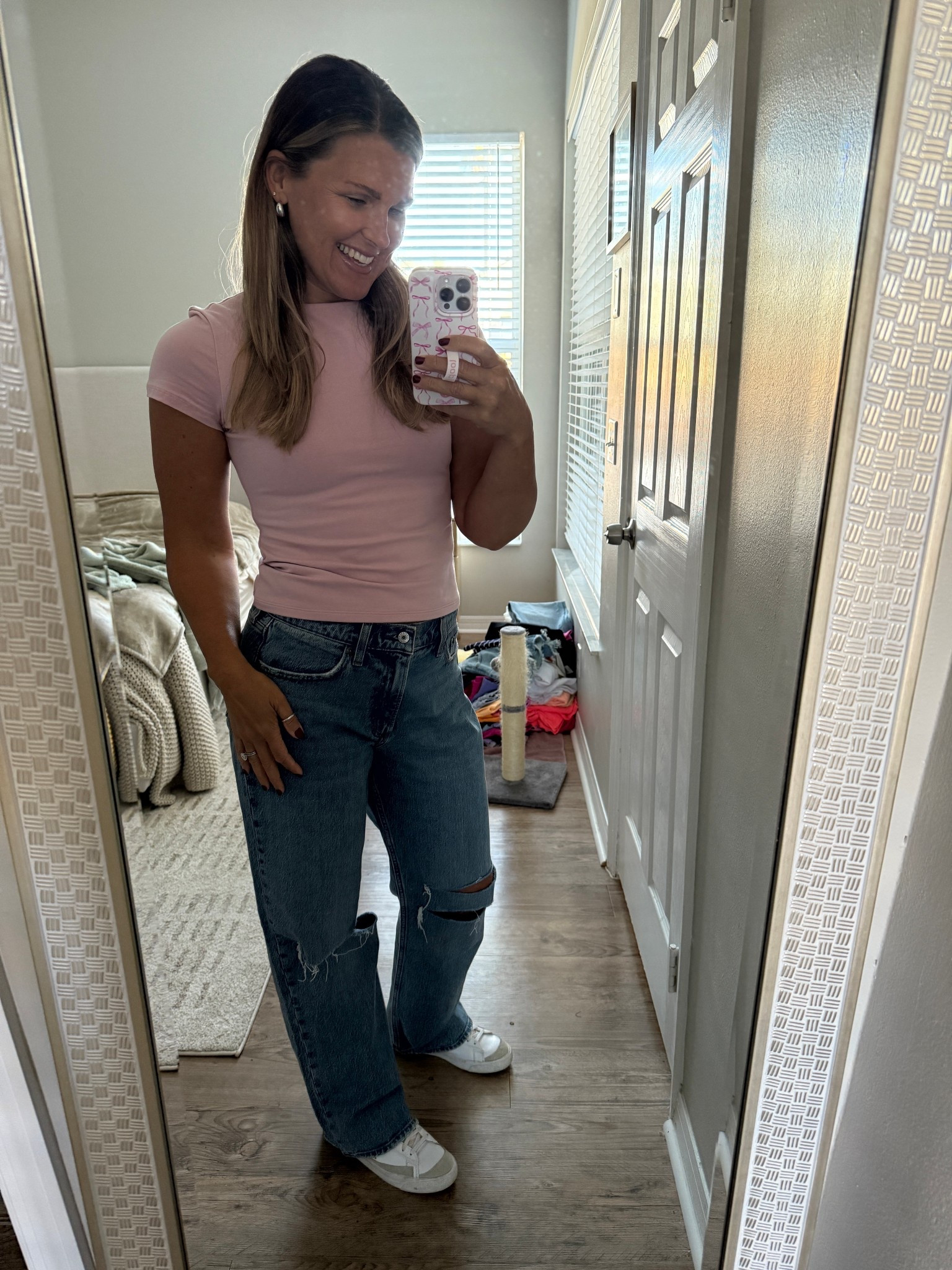 let’s try low rise jeans for the first time in…MANY years! 

#abercrombie #denim #lowrise 

#LTKGiftGuide #LTKSaleAlert #LTKStyleTip