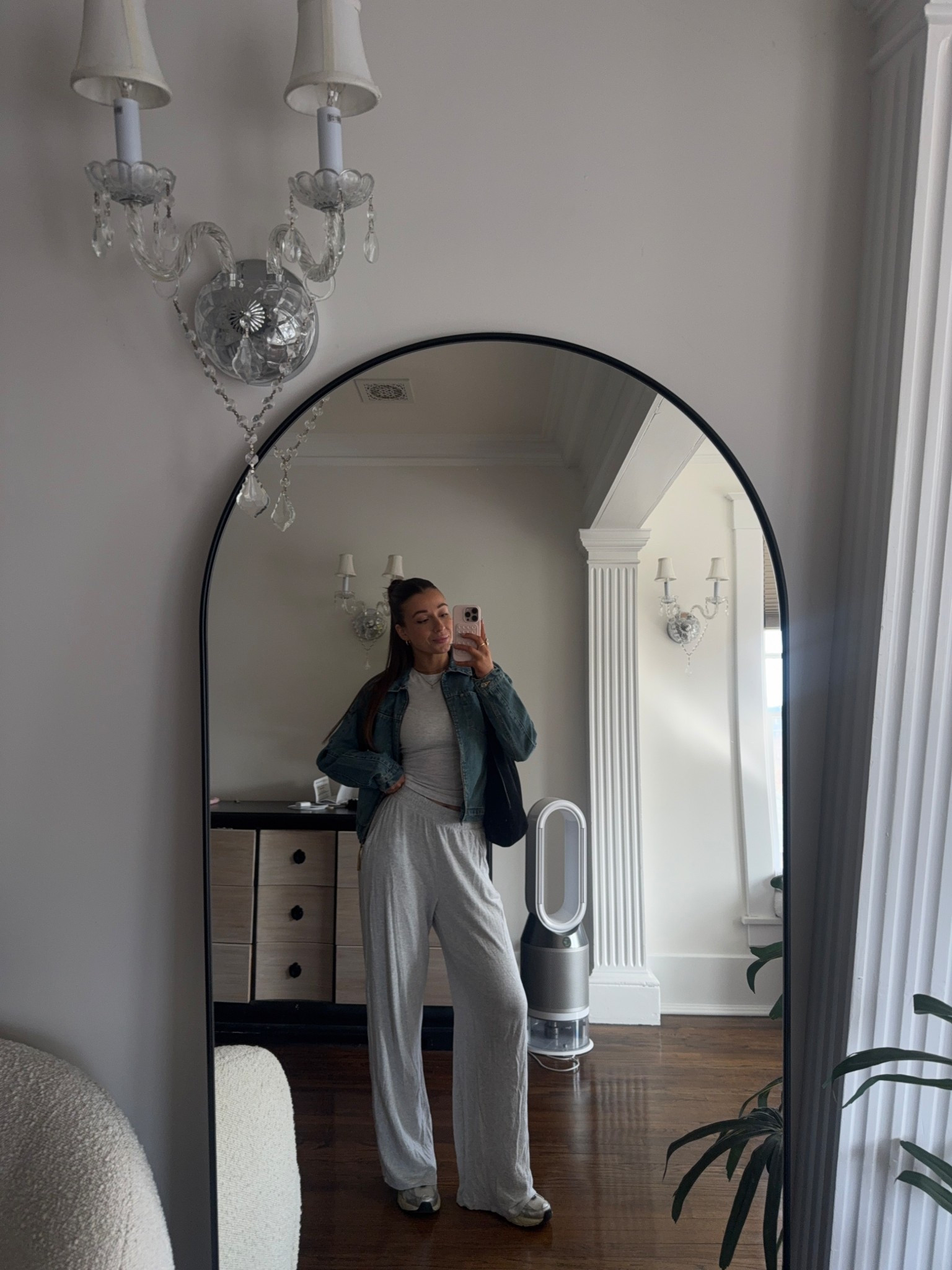 xs top
small pants 
denim coat is thrifted 
size up 1/2 for shoes 