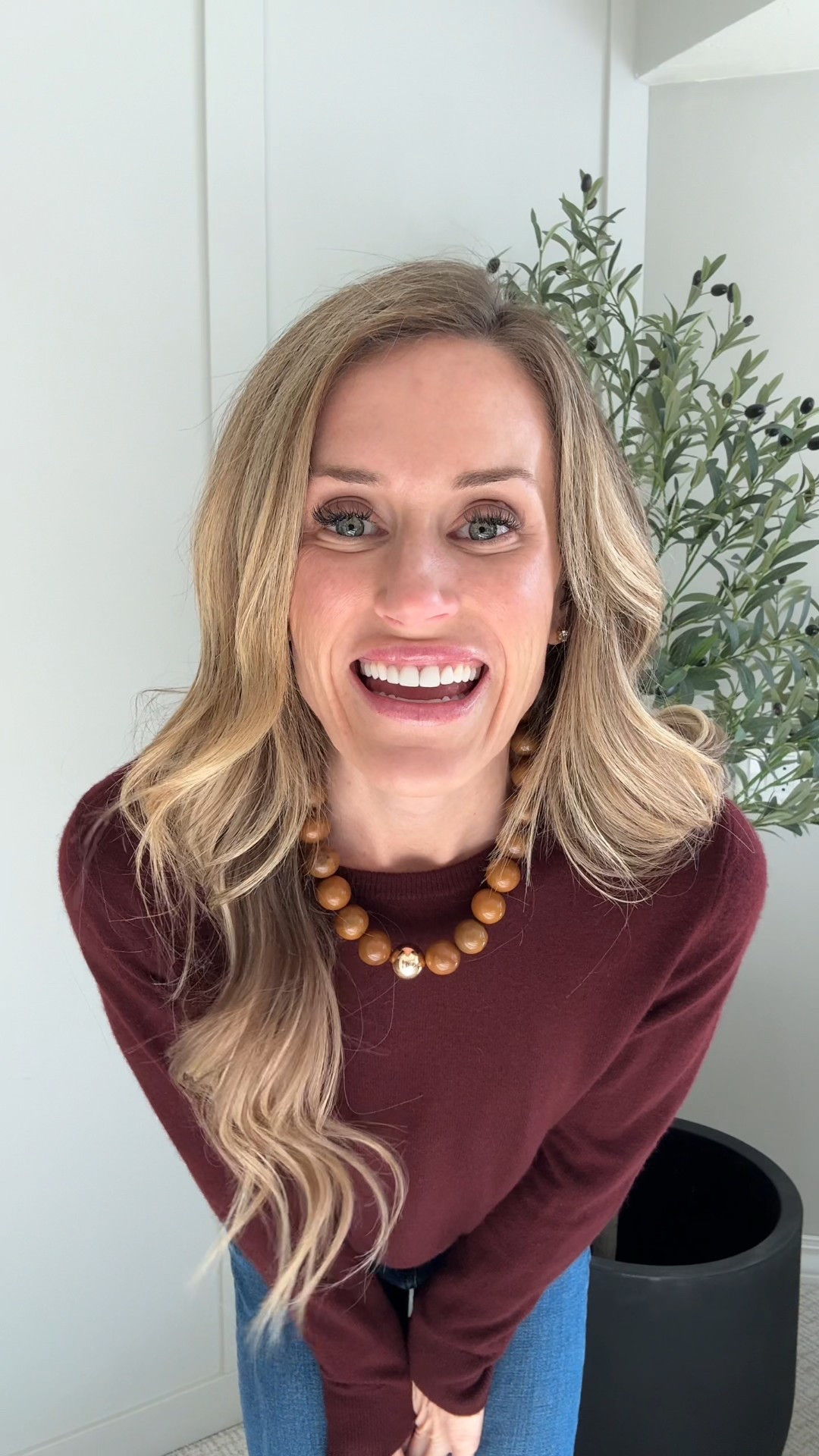 Cashmere sweater 
Chunky necklace 

#LTKootd #LTKgrwm #LTKmomlife