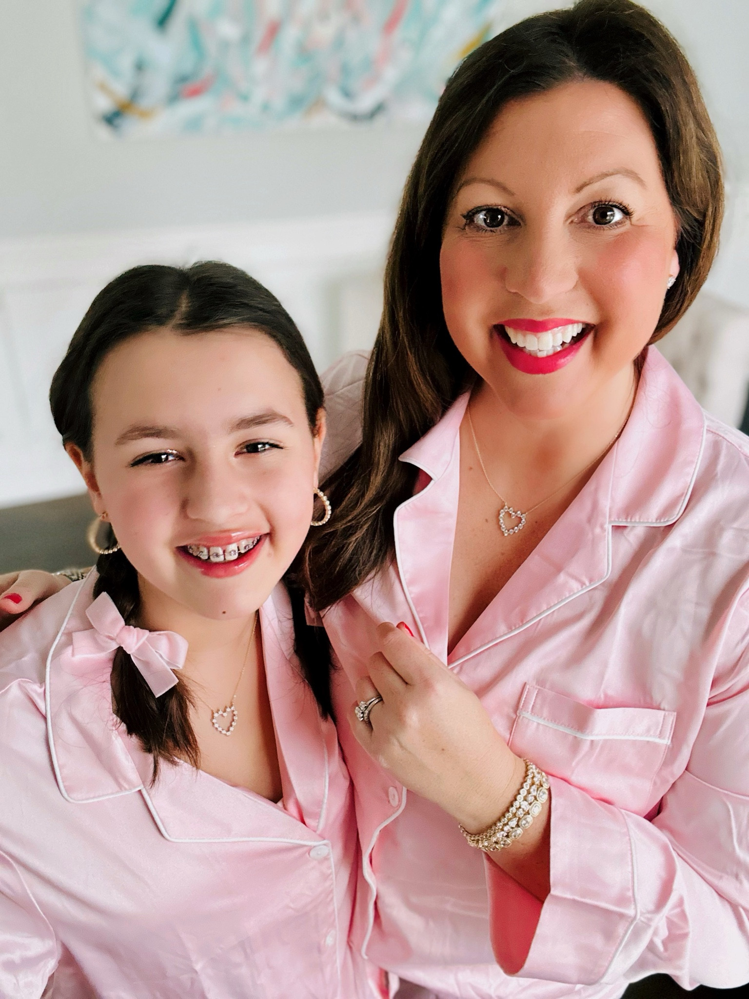 Galentine’s 🥰 featuring our new “She’s an Icon Baby Heart” necklaces!! 🩷🎀💝

Use code “Erin” to save on all of your MM jewelry purchases! 💎

#LTKGiftGuide #LTKSeasonal #LTKfamily