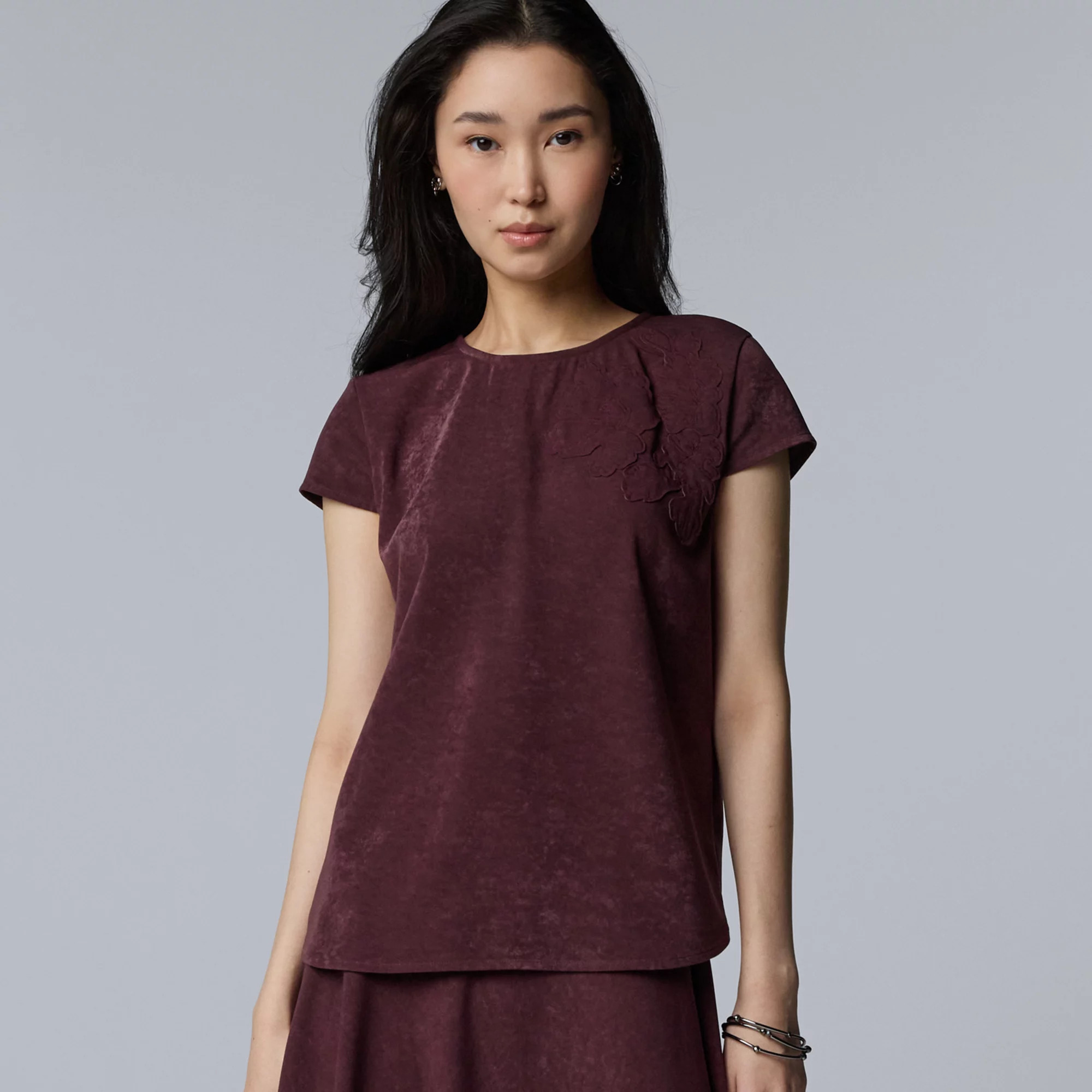 Women's Simply Vera Vera Wang Floral Applique Top, Size: Medium, Raspberry Brown | Kohl's
