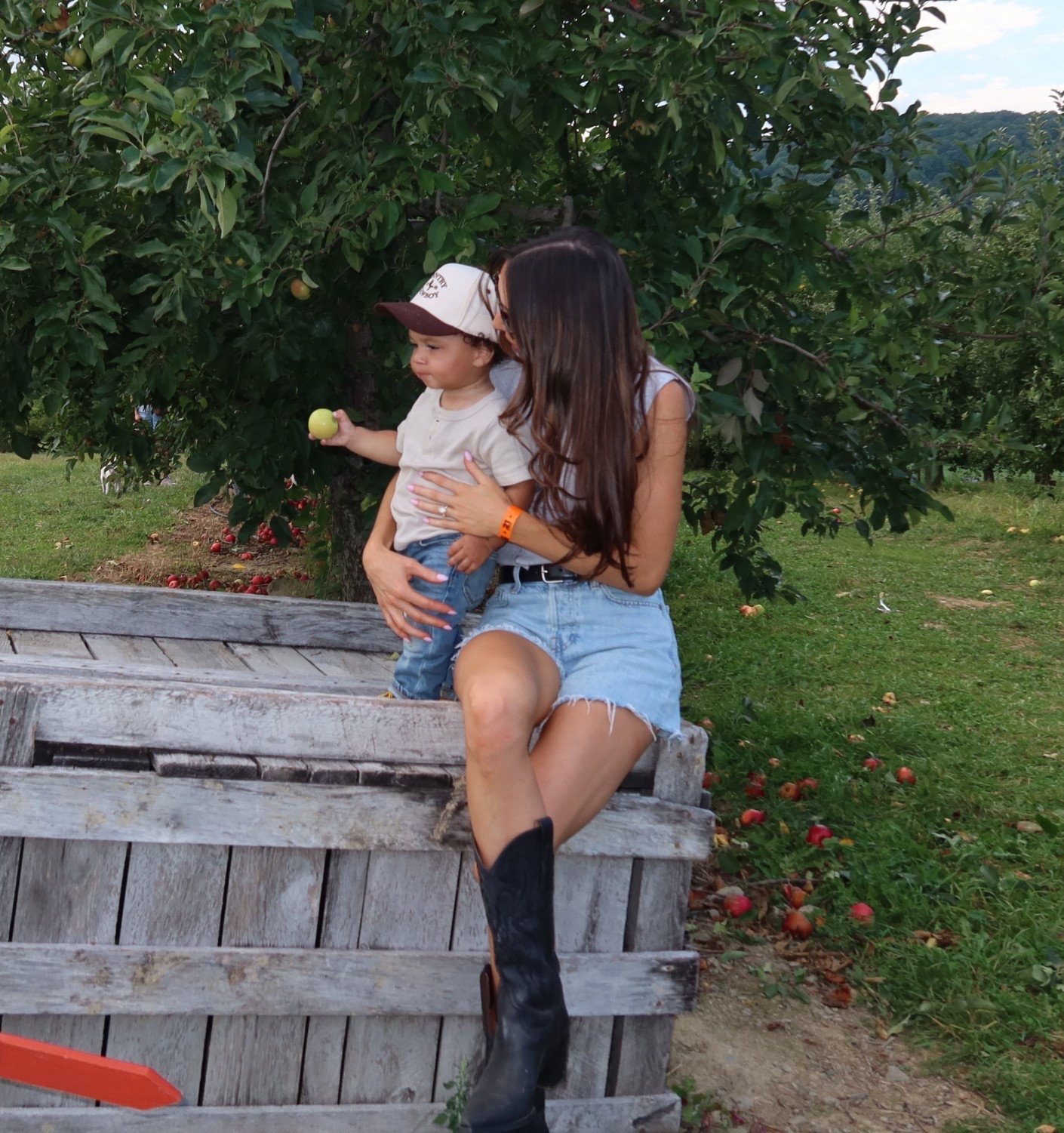 🍎

#LTKStyleTip #LTKSeasonal