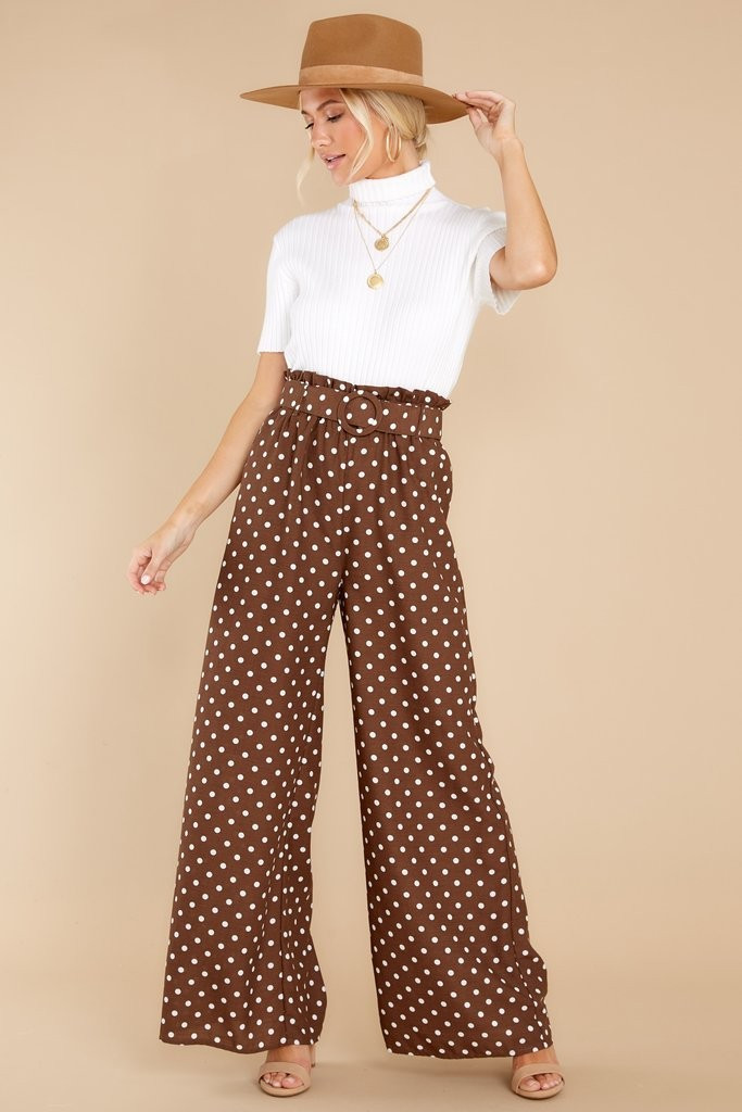 Classic Statements White Top | Red Dress 