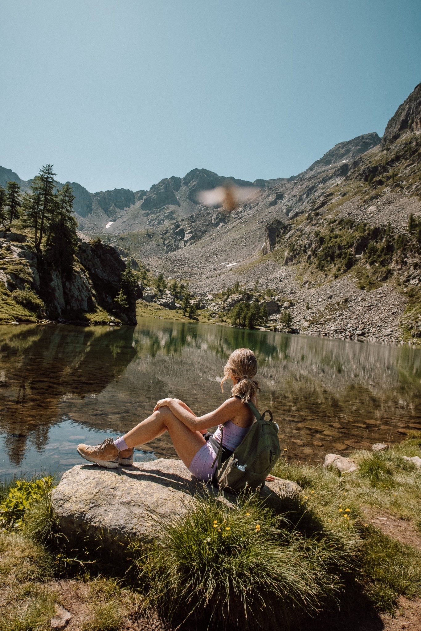 Hiking outfit I wore in the French alps! 
My usual medium in the active set!
Backpack is my favorite, comes with a water bladder, water resistant, flame retardant. 

#LTKTravel #LTKSeasonal #LTKActive

#LTKActive #LTKTravel #LTKSeasonal