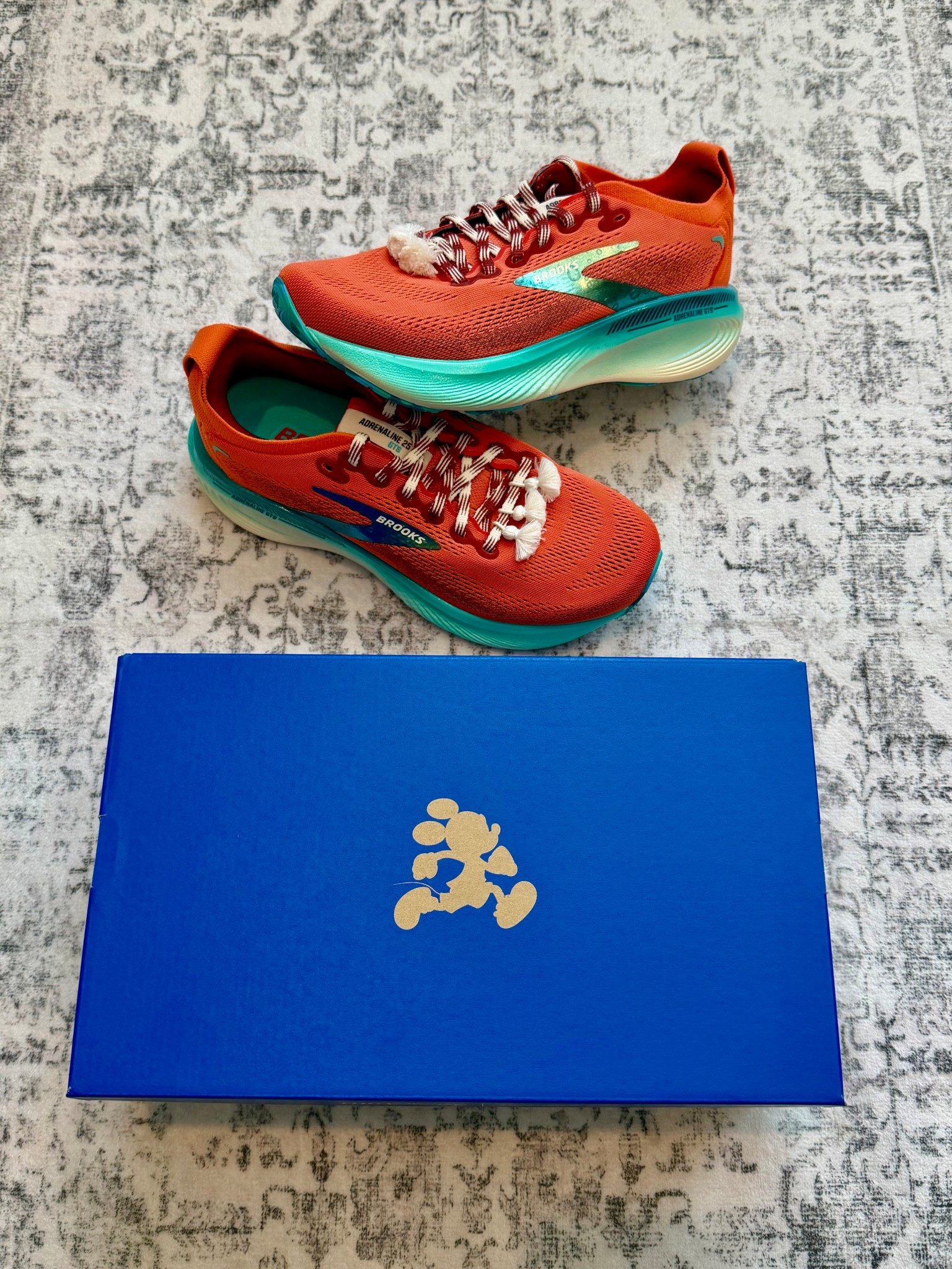 Still available in wide widths on the Brooks website! 🤩✨ The princess styles are TOO cute! 🌀

#LTKTravel #LTKOver40 #LTKMidsize