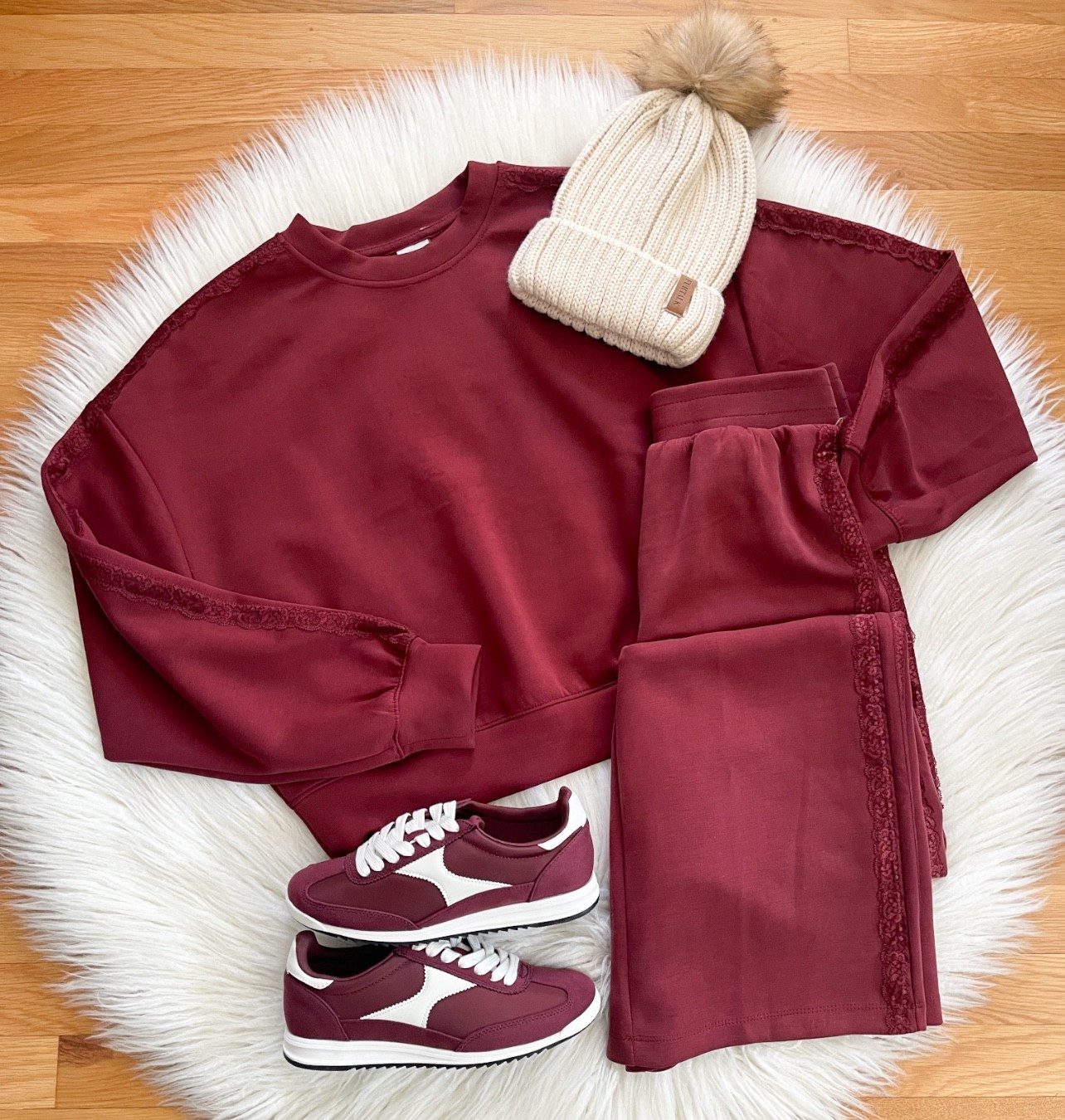 Comfy All in Motion Set! So cute for the holiday season! 

#LTKFindsUnder50 #LTKootd