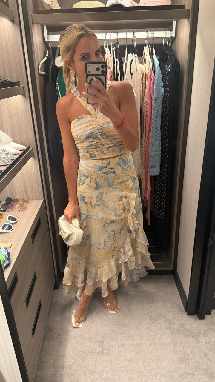 Loving this two piece set for Spring & Summer!!!☀️💛

Vacation, travel, spring outfit, spring dress, floral, H&M

#LTKSaleAlert #LTKootd #LTKSeasonal