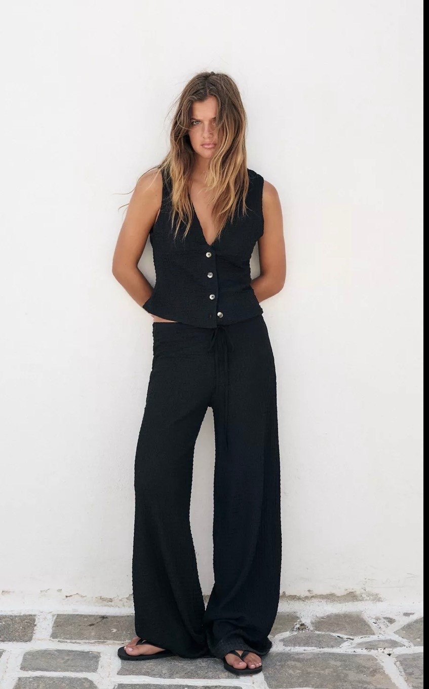 Zara Sale
Structured Vest Top (small)
Textured Straight Leg Pant (medium)

#LTKPetite #LTKTravel #LTKU