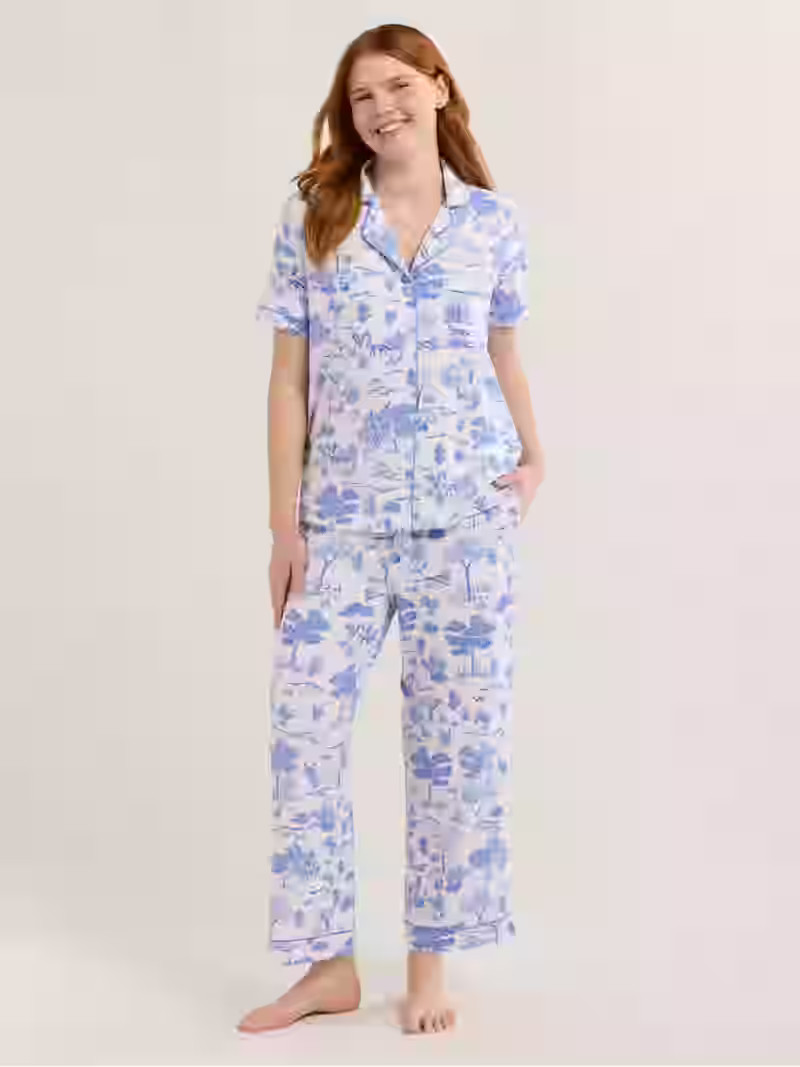 Joyspun Women's Dreamy Soft Collection Notch Collar Short Sleeve Knit Top & Capri Pajama Set, 2-P... | Walmart (US)
