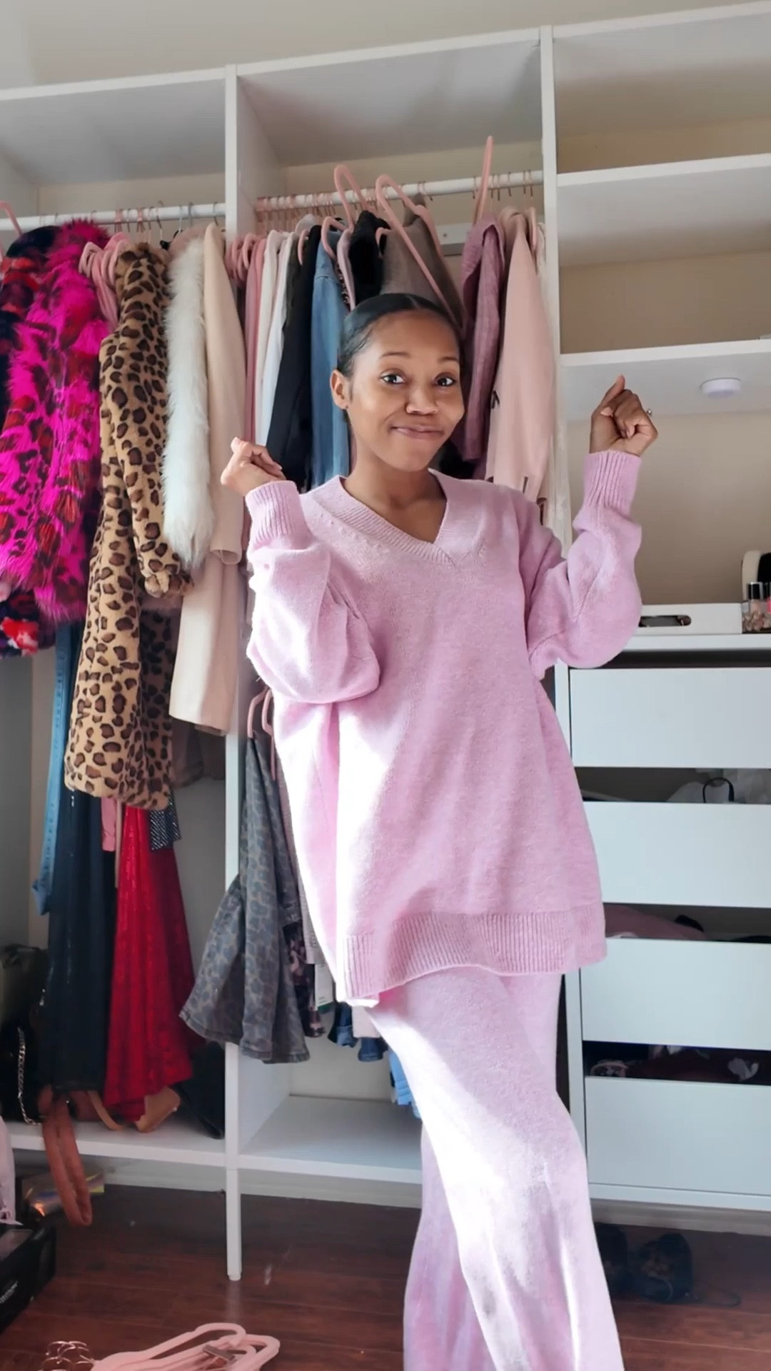 Vlogmas Day 14! We’re back girl!!! Get ready with me to feel decent 😂 we’re pushing through girrrrl! #vlogmas #grwm #morninginmylife #sahmlife #momsover30  

 

#LTKgrwm #LTKselfcare #LTKPetite