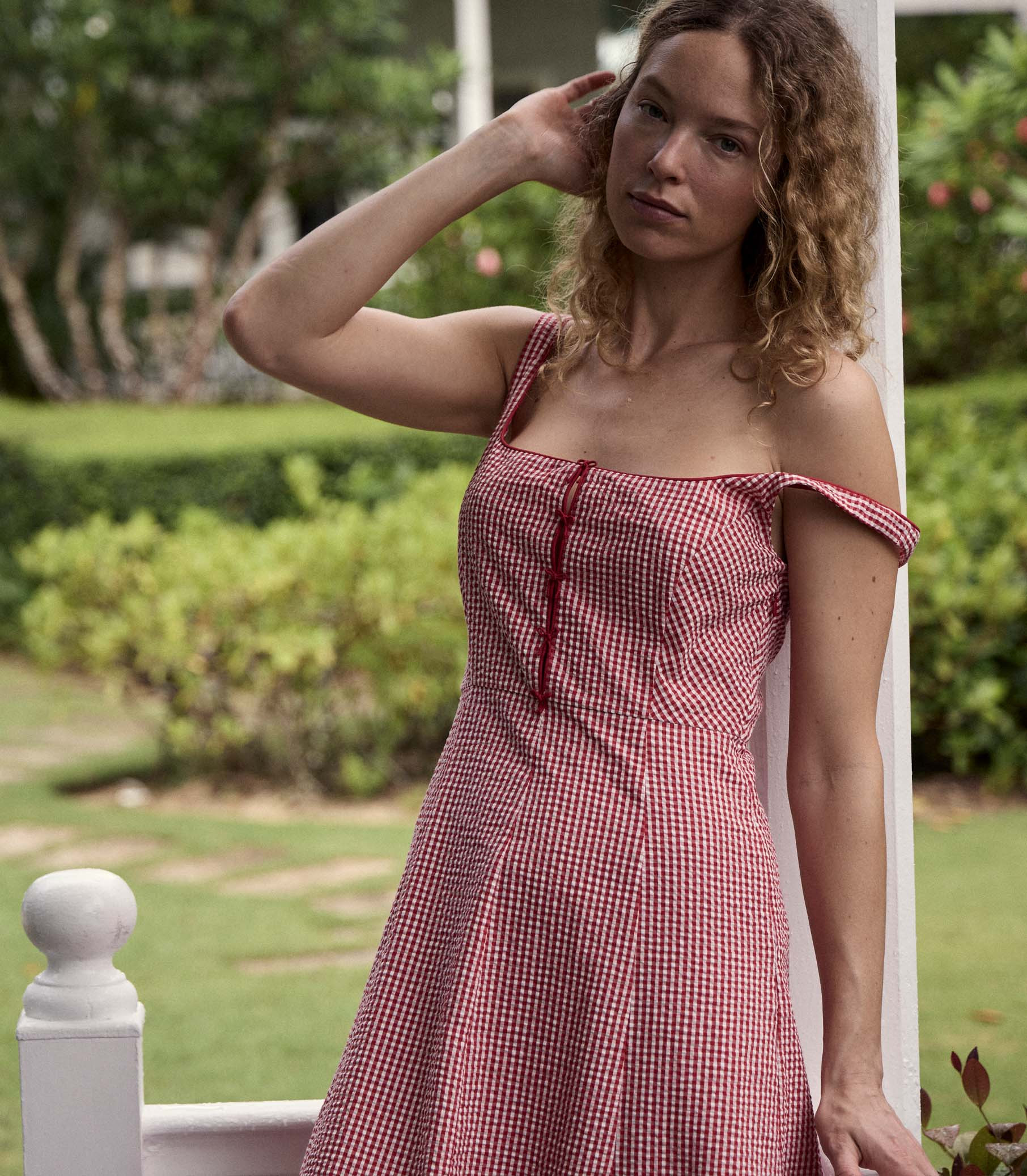 Delaney Dress - Rouge La Maddalena Gingham | DÔEN | DOEN