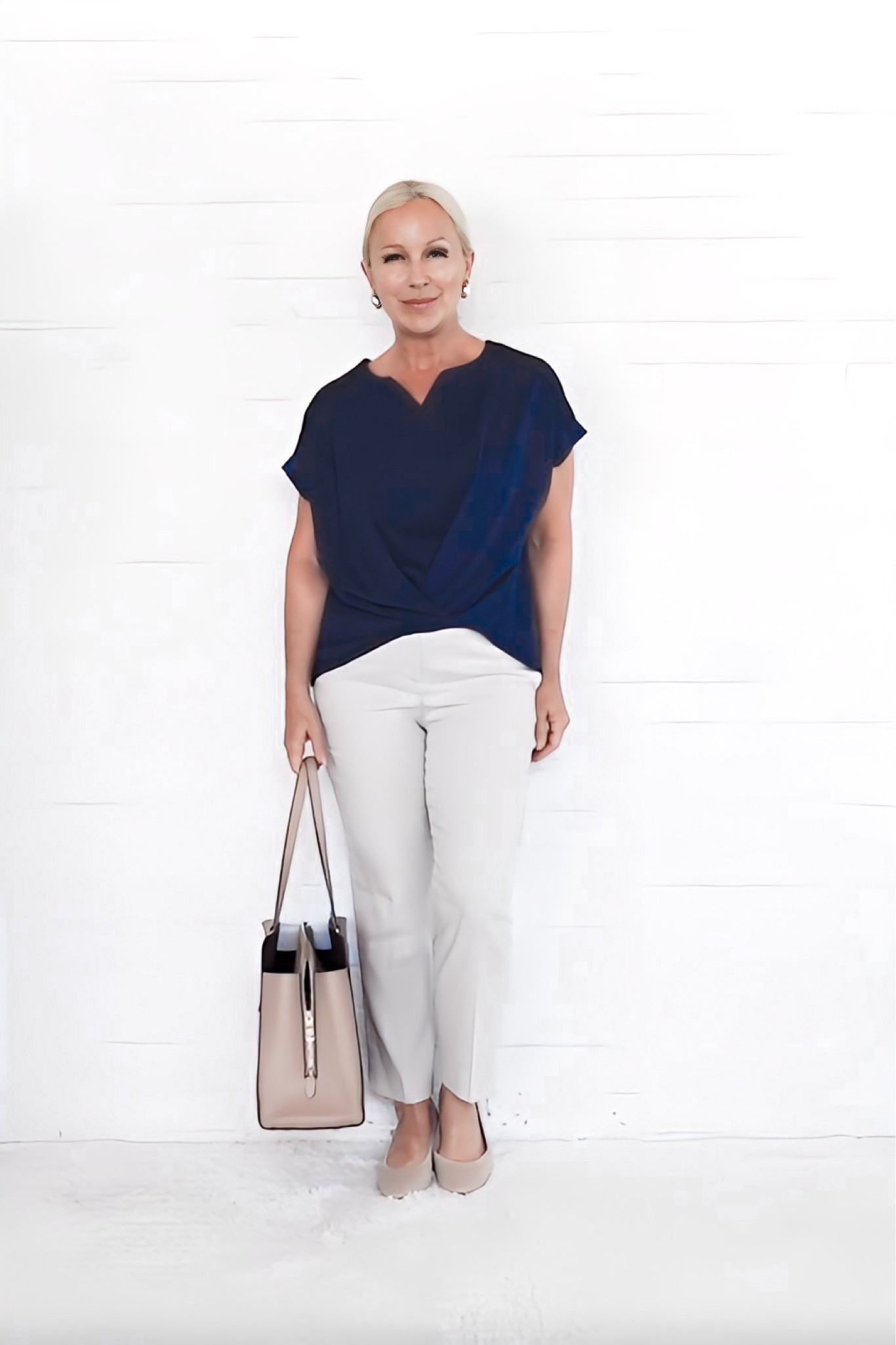 Amazon tops for the midlife tummy and the midlife arms for under $40

#LTKOver40 #LTKWorkwear #LTKFindsUnder50