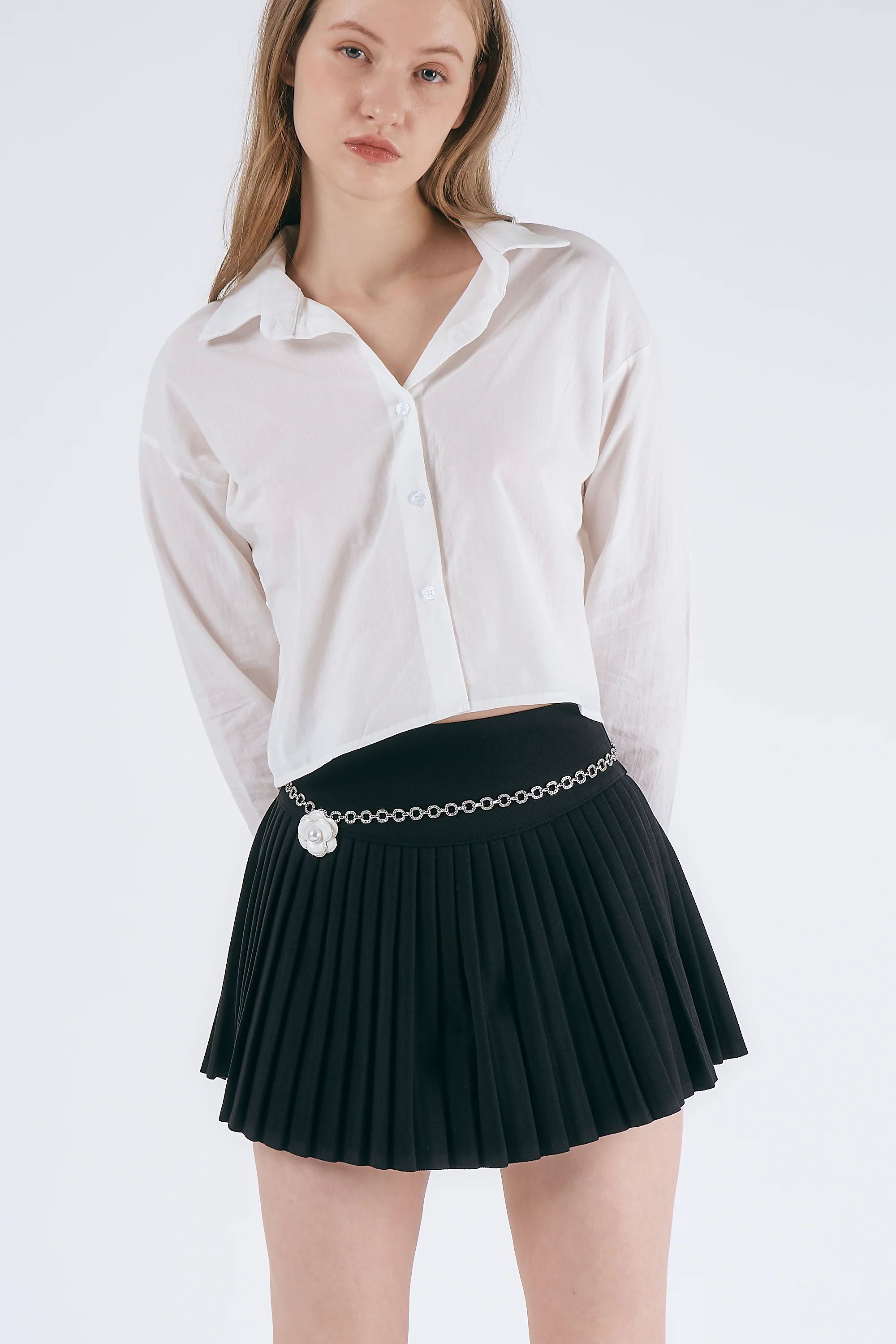 Lily Pleated Mini Skirt w/belt | Storets (Global)