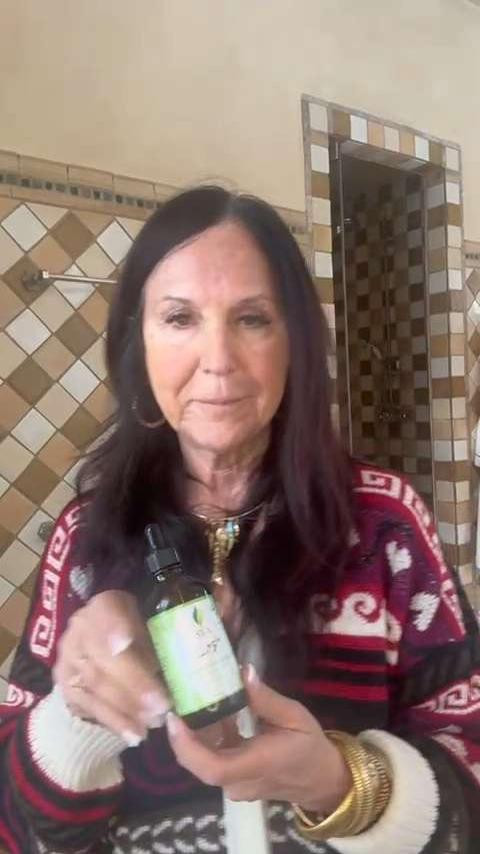 Ever wonder why my house smells like a total sanctuary? This is my best-kept secret. A few drops of eucalyptus oil in the shower + the steam = instant spa vibes. It’s the ultimate way to feel calm, clear-headed, and like you're staying at a five-star hotel. 

Shop this self-care essential at the link below
#LTKhome #SpaDay #SelfCareDaily #ShowerRoutine #EucalyptusOil #HomeWellness #WellnessRoutine #SpaAtHome #SelfCareTips #HomeFragrance #Aromatherapy #LTKwellness 

 #LTKGiftGuide #LTKHoliday #LTKstorytime