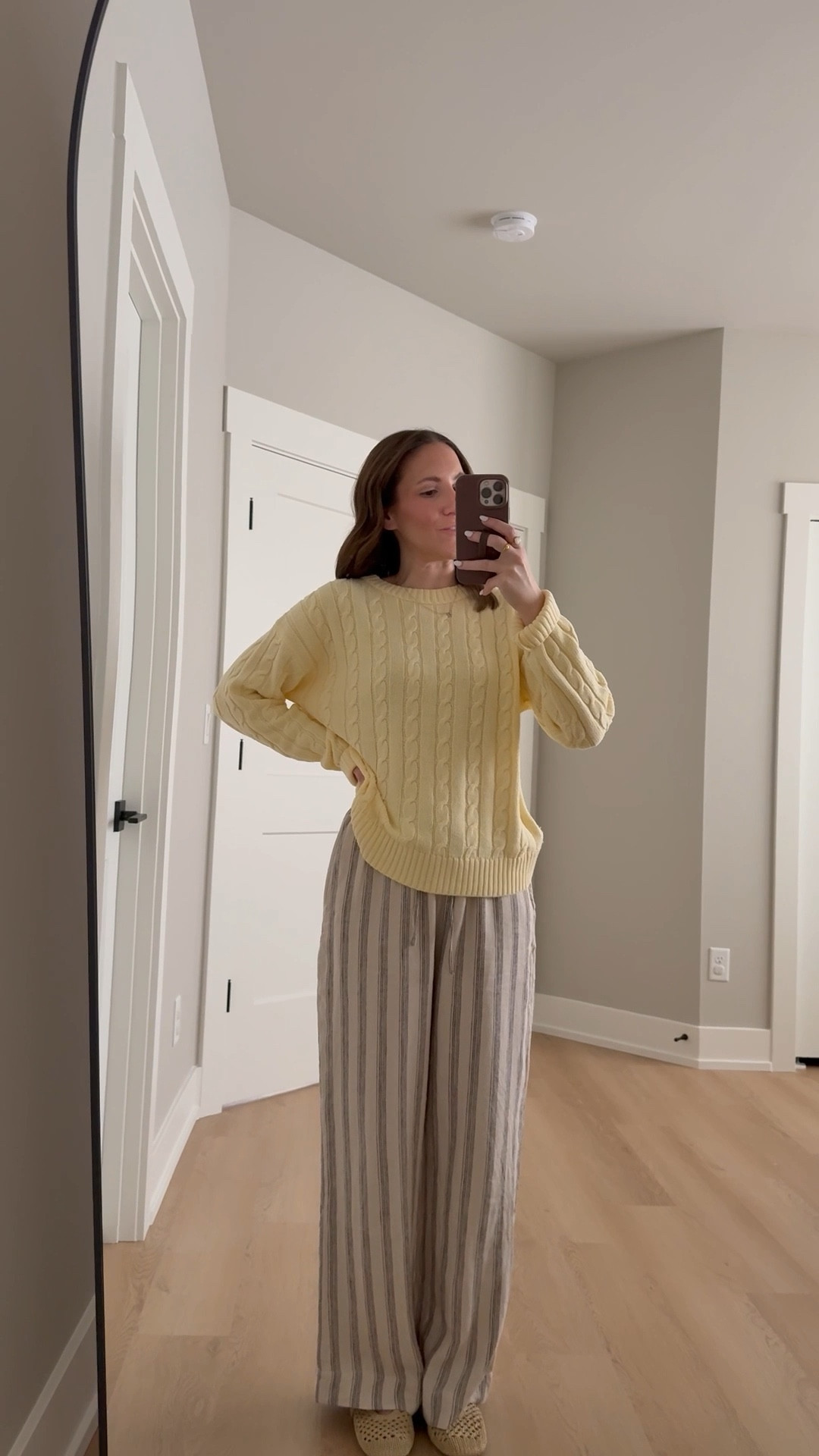 Teacher outfit idea 🍎 a cable knit sweater and the comfiest pull on pants. Wearing a size large sweater and small pants

Teacher outfit idea, yellow sweater, classroom style, what I’m wearing, teacher style 

#LTKootd