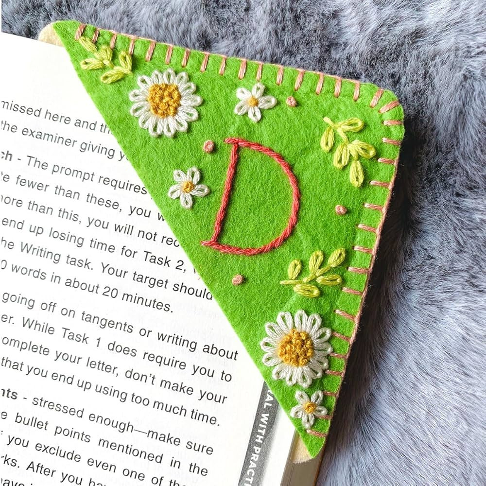 Personalized Hand Embroidered Corner Bookmark, Bookmarks for Women, Personalized Bookmark for Boo... | Amazon (US)