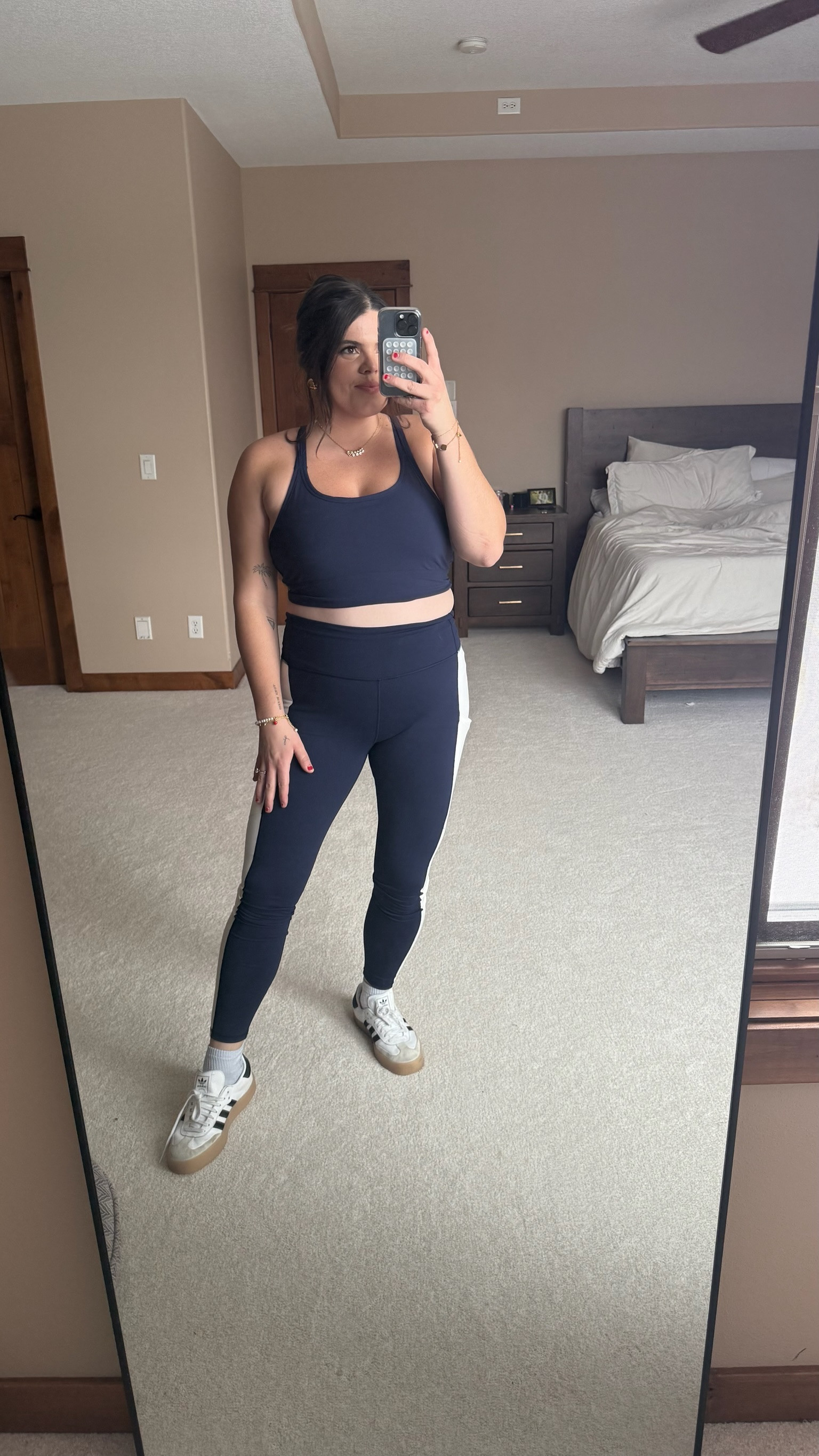 casual athletic wear and mom outfit I’m wearing today. Would also be a perfect travel outfit 🖤 I’m wearing size XL in everything

travel outfit, mom outfit, teddy jacket

#LTKActive #LTKMidsize #LTKStyleTip