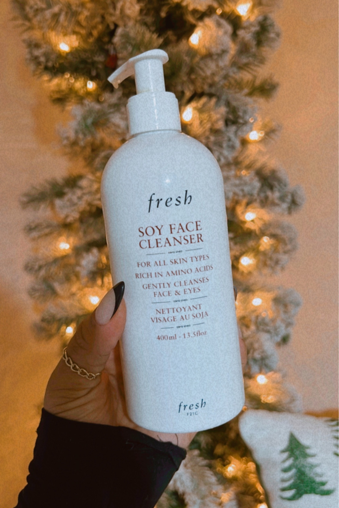 the best gentle cleanser for dry skin 

#LTKbeauty #LTKGiftGuide #LTKCyberweek