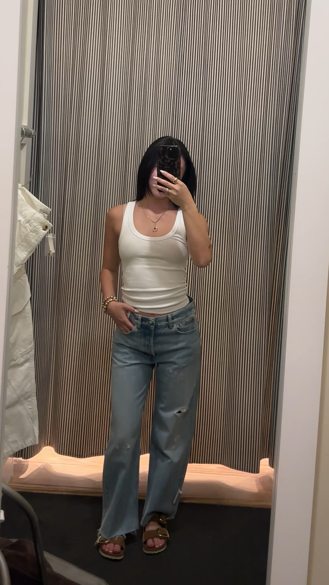 These Madewell jeans are on sale for $60 🥳 I’m wearing a size 23 and am 5 feet tall! Extra 40% off with code LONGWEEKEND

#LTKxMadewell #LTKSaleAlert #LTKPetite